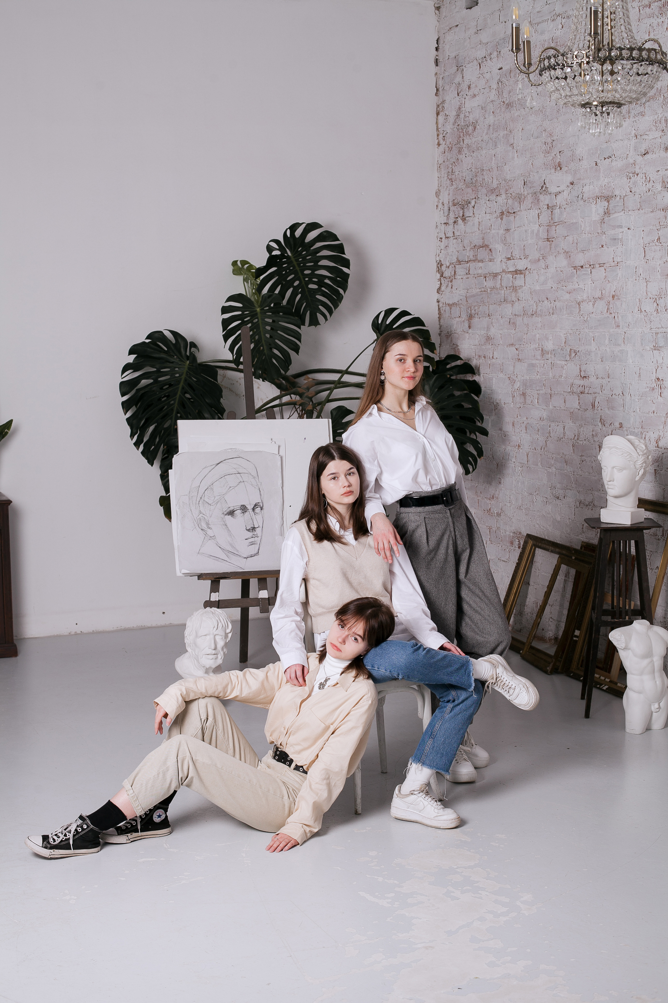 9 класс 37 школа Ярославль. Ирина Коновалова школьный фотограф. Выпускные альбомы Ярославль