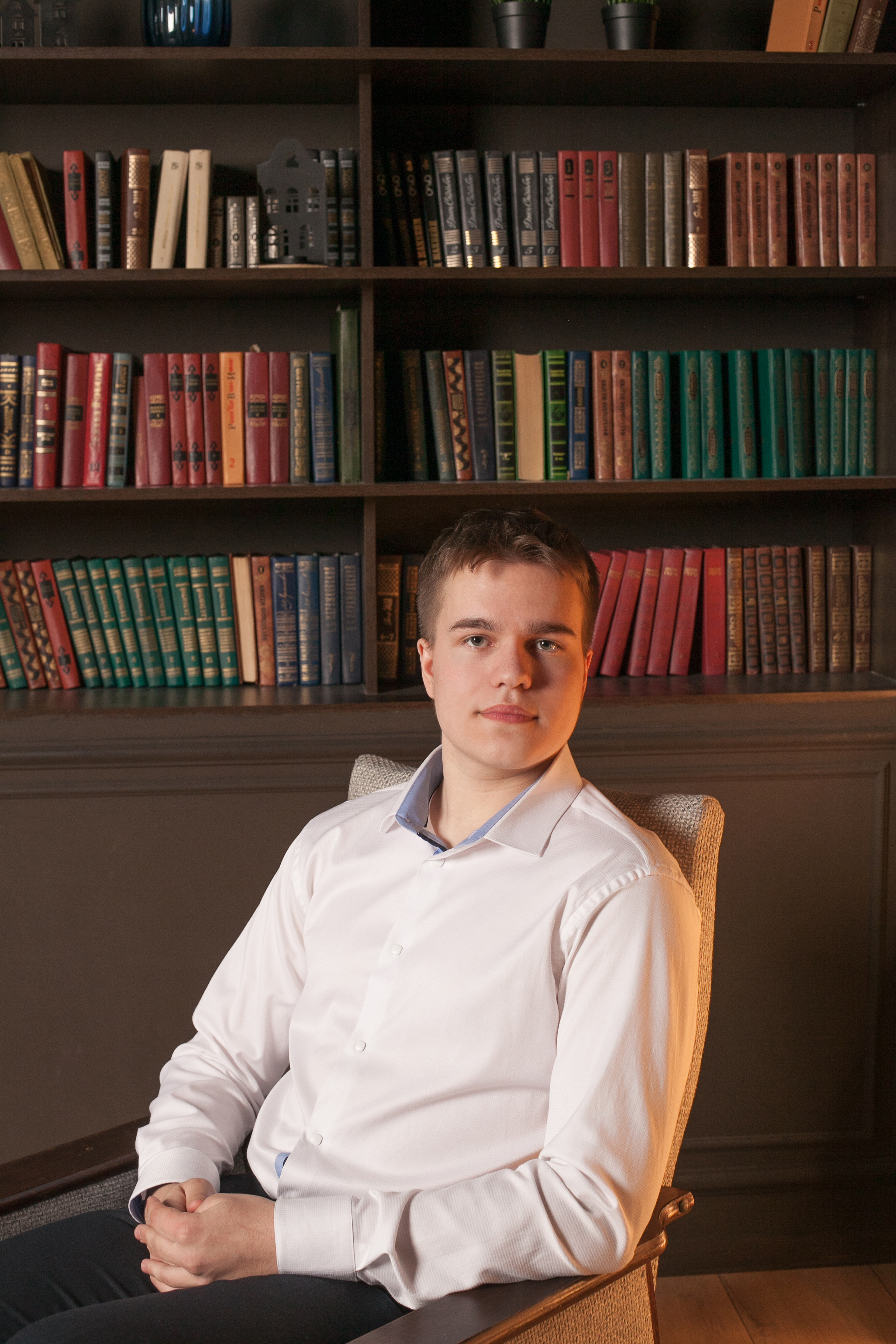 51 школа Ярославль. Ирина Коновалова школьный фотограф. Выпускные альбомы Ярославль