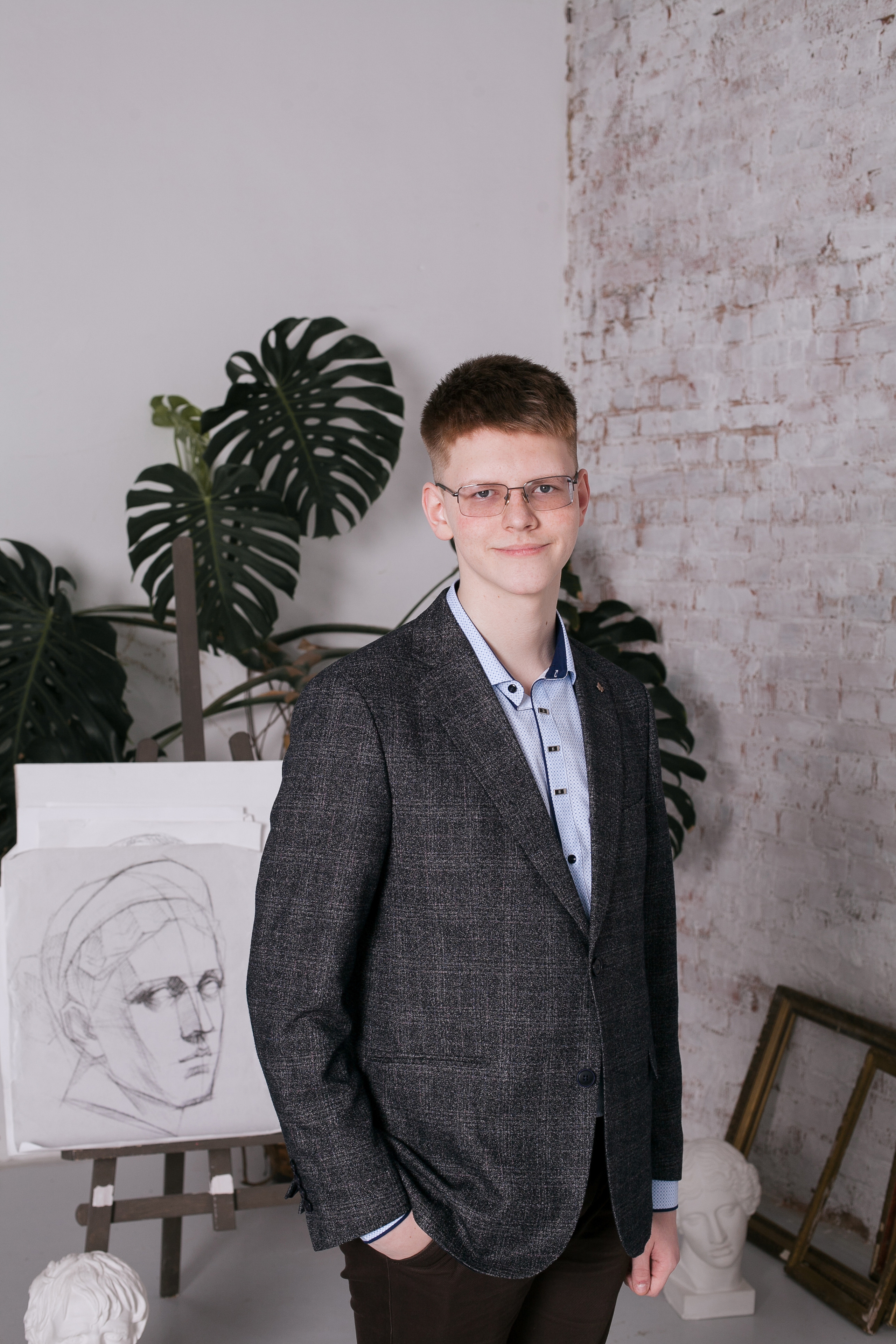 9 класс 37 школа Ярославль. Ирина Коновалова школьный фотограф. Выпускные альбомы Ярославль