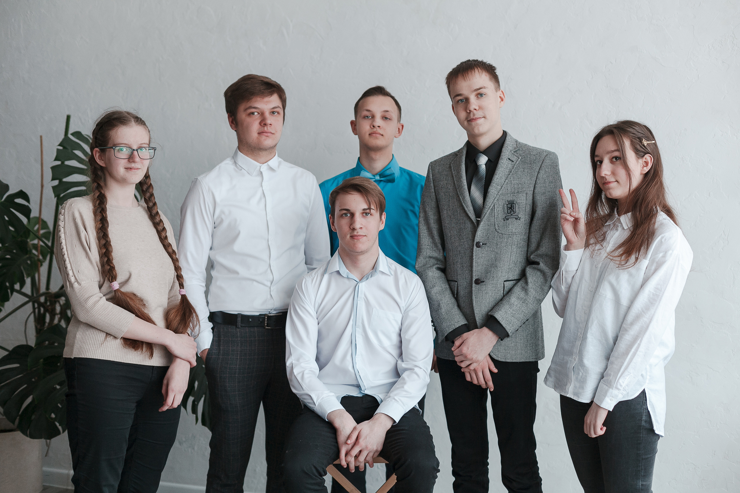 78 школа 11 класс Ярославль. Ирина Коновалова школьный фотограф. Выпускные альбомы Ярославль