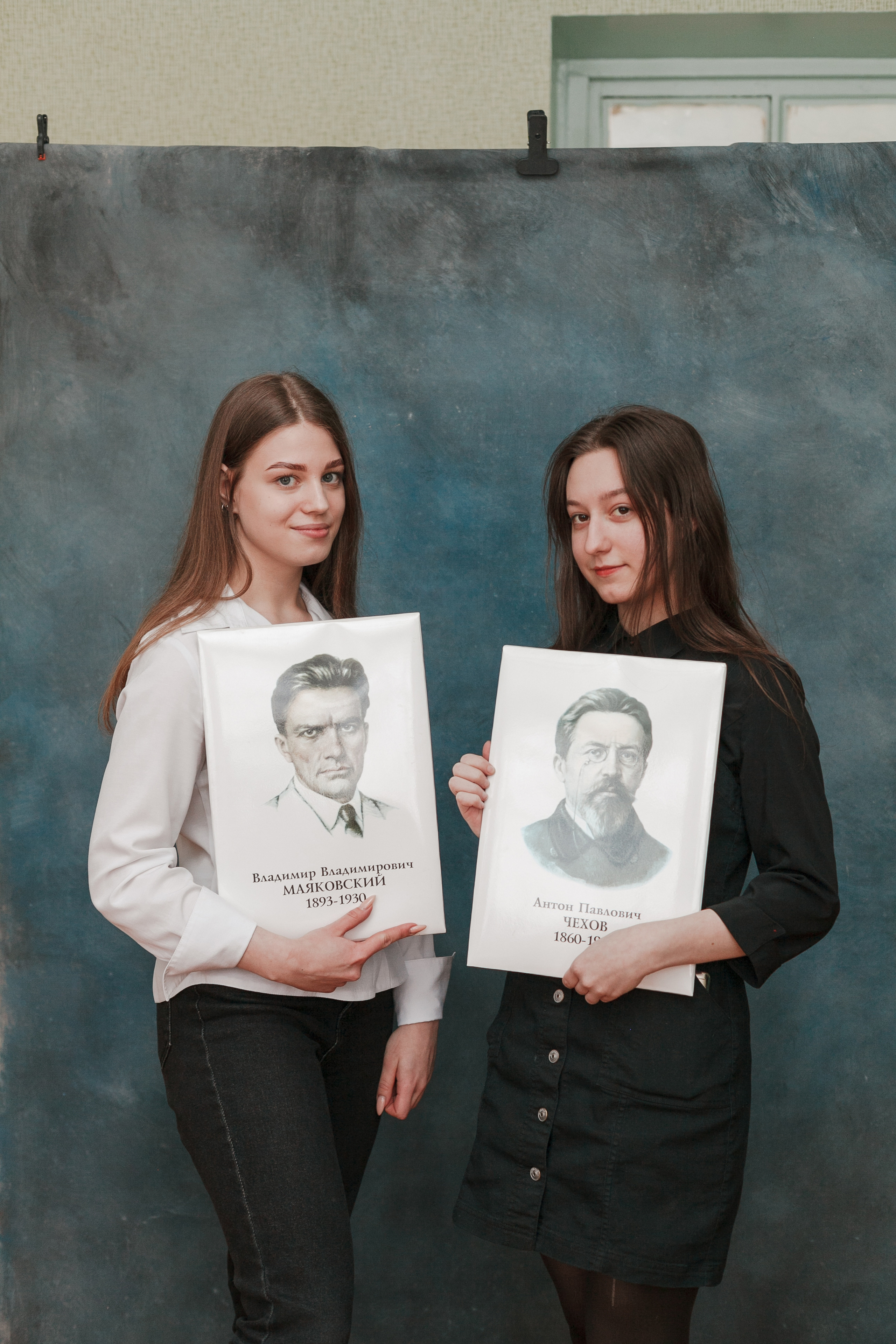 78 школа 11 класс Ярославль. Ирина Коновалова школьный фотограф. Выпускные альбомы Ярославль