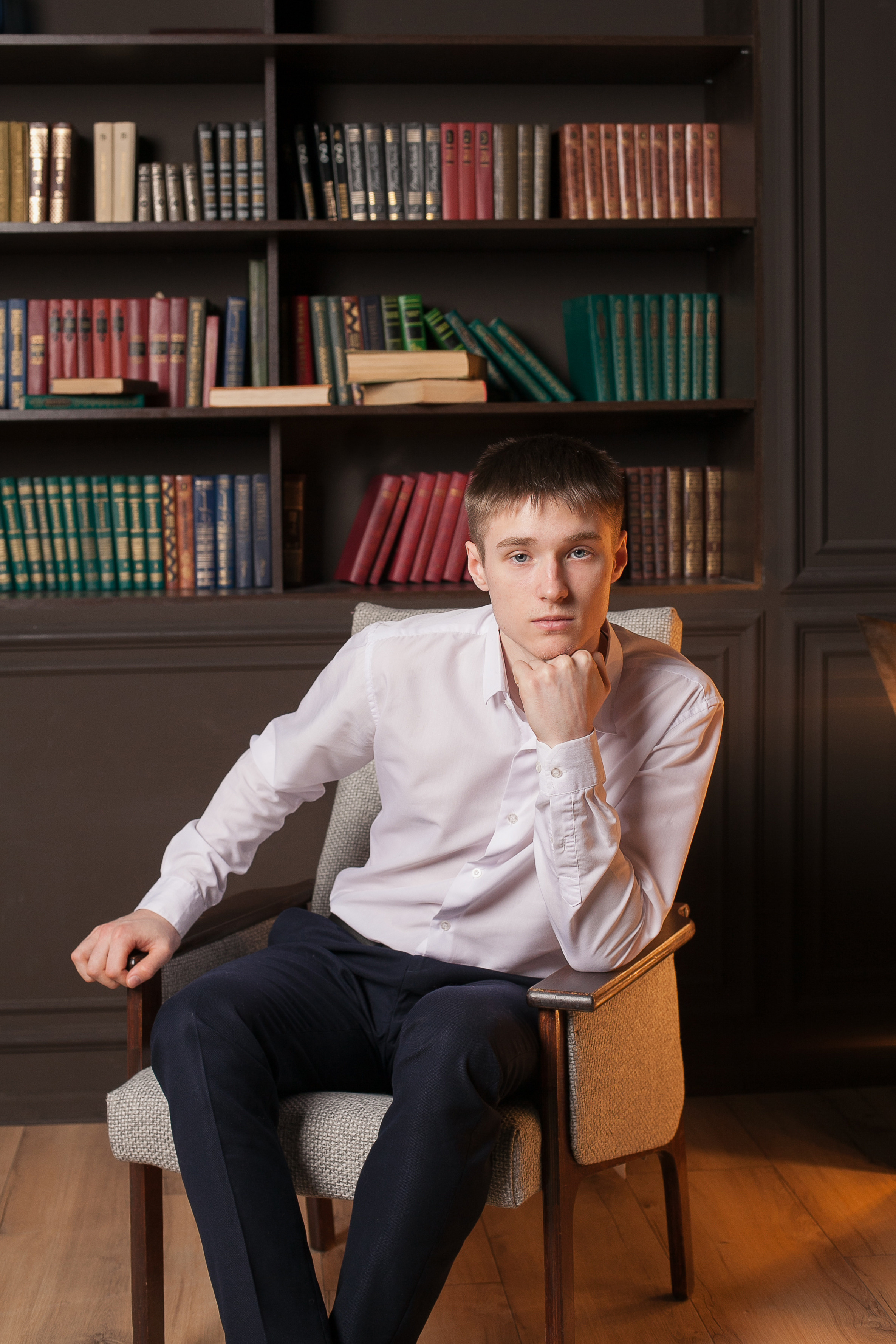 51 школа Ярославль. Ирина Коновалова школьный фотограф. Выпускные альбомы Ярославль