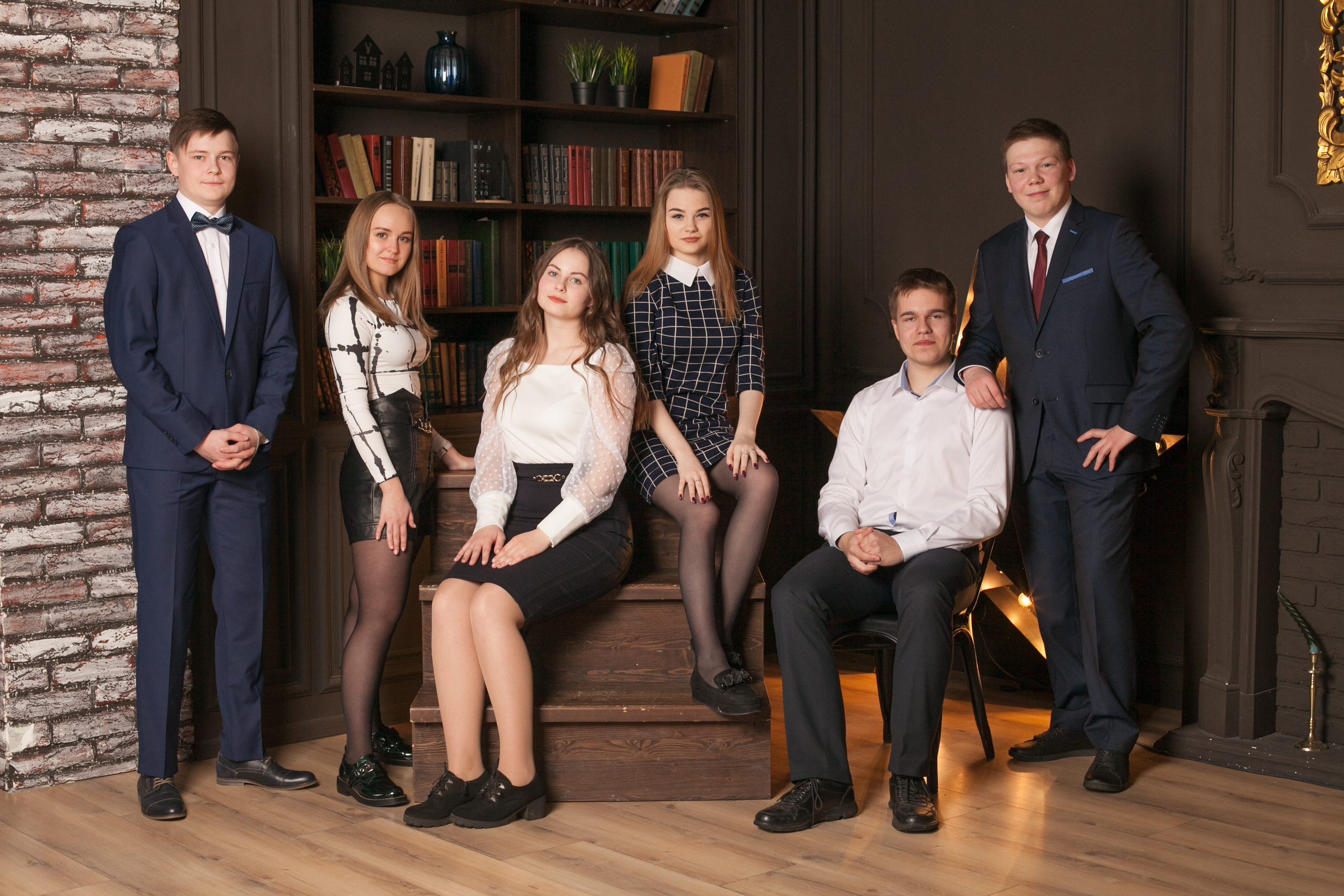 51 школа Ярославль. Ирина Коновалова школьный фотограф. Выпускные альбомы Ярославль