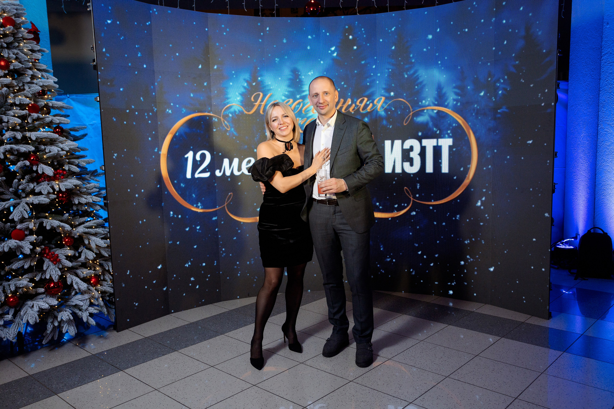 РЕПОРТАЖ: НОВЫЙ ГОД В ДК МЕТАЛЛУРГ. Профессиональный фотограф в Ижевске Леша Петров