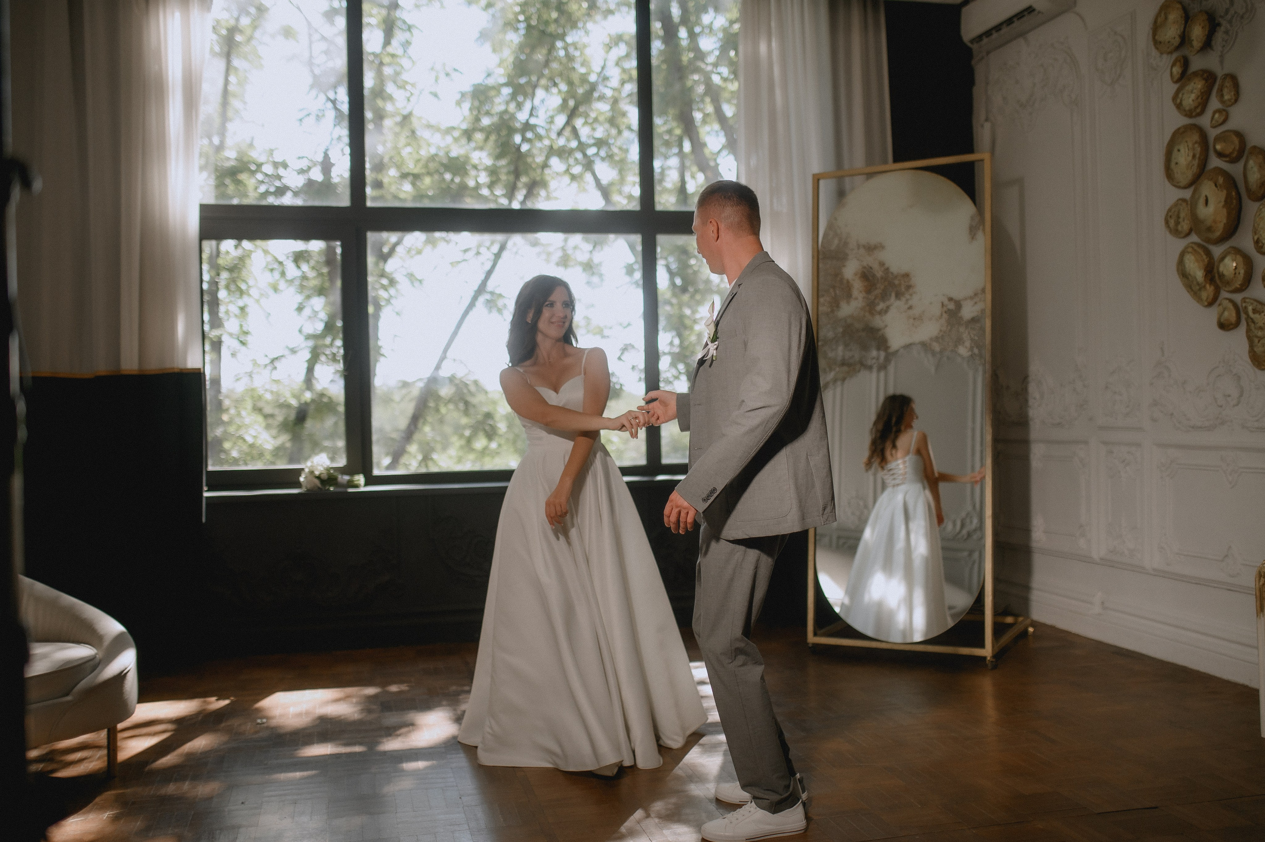 Олеся и Саша. Краснодар. Студия и прогулка. Фотограф Котова Валентина