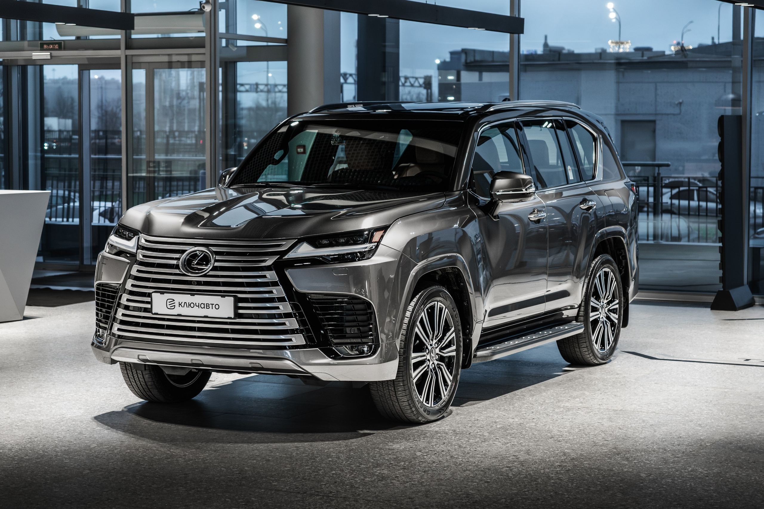 Lexus lx700. Valya Fleks