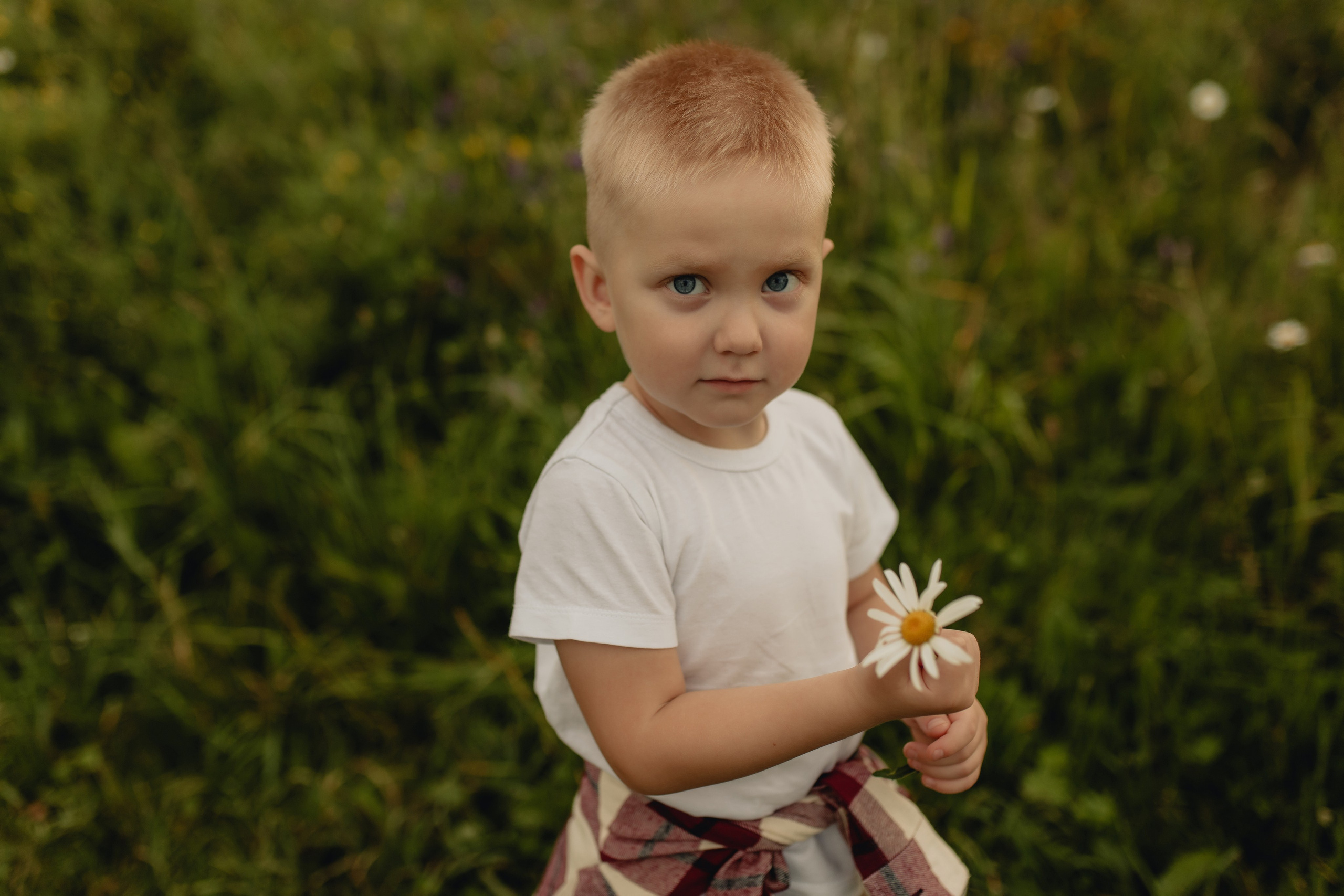 Мама, сын и самолетик. Семейный фотограф Арина Батуева