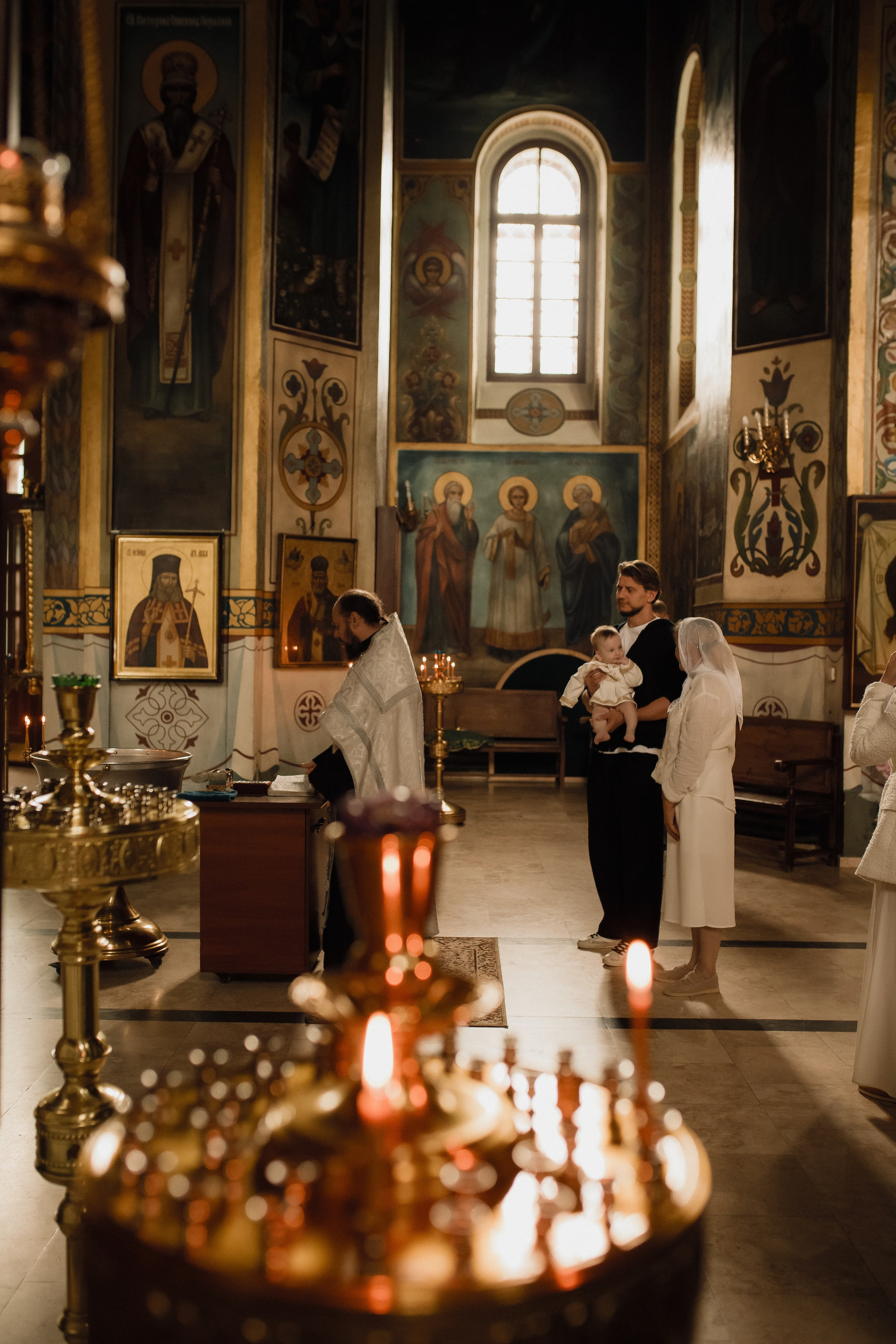 Таинство крещения Захара. Семейный фотограф Арина Батуева