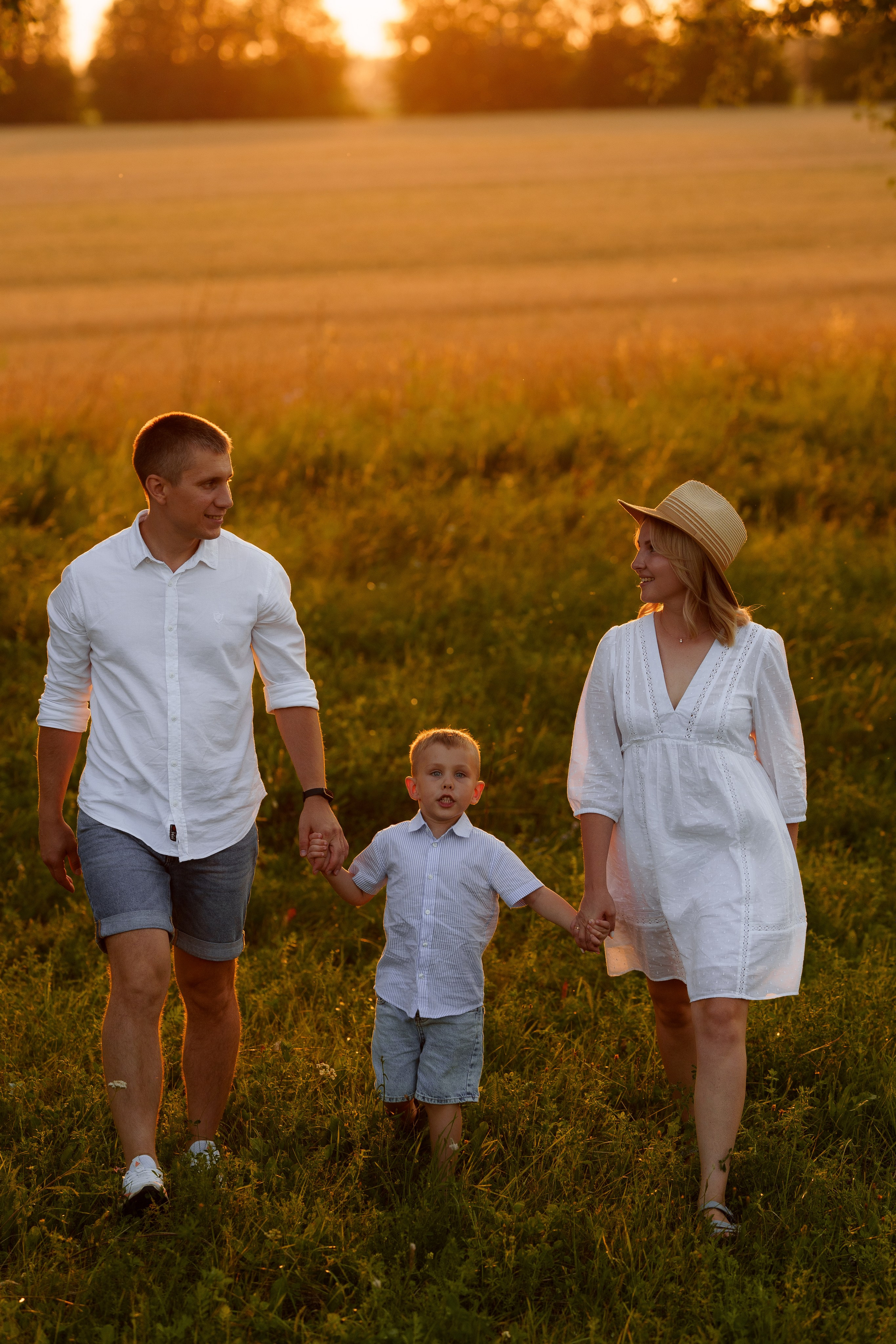 Юля с семьёй 27.07.2023. Свадебный и семейный фотограф Кристина Лисина в Арзамасе