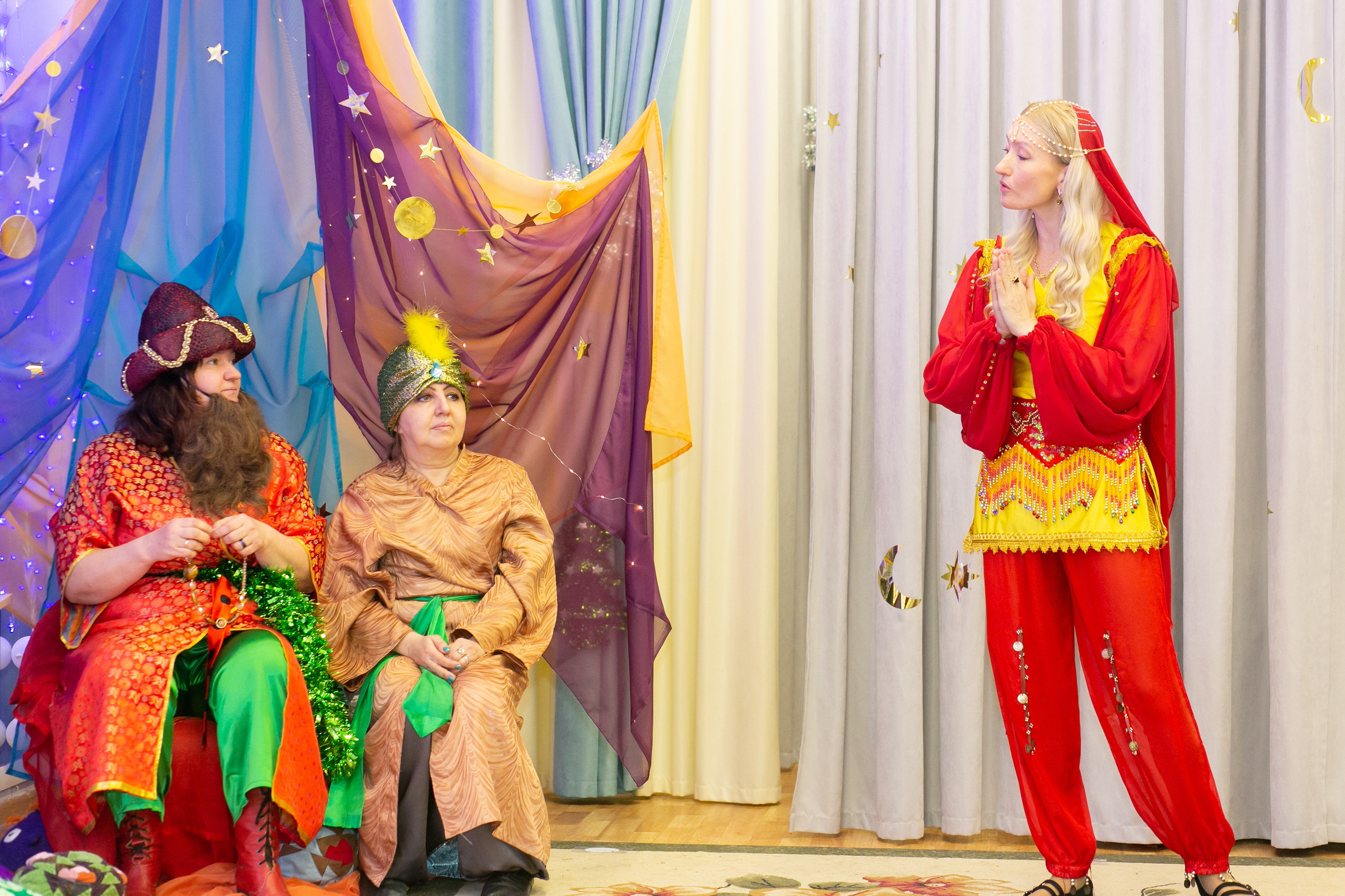 Выпускные и Утренники. Фотограф новорожденных и семейный фотограф НСО г. Бердск Марина Львова