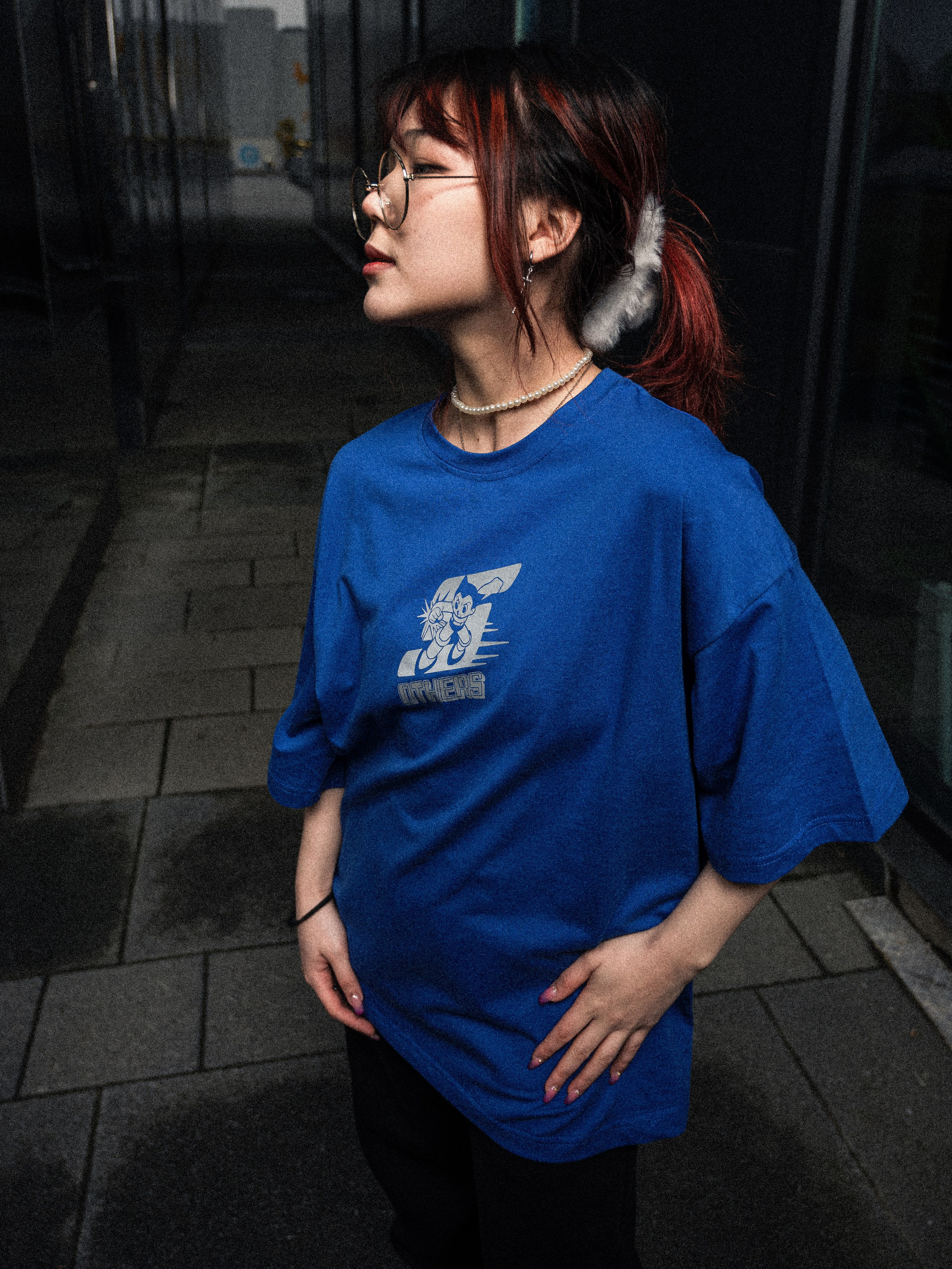 Женский портрет блогера MONIPULA для бренда OTHERS в Москве - фотограф Иван Саяпин