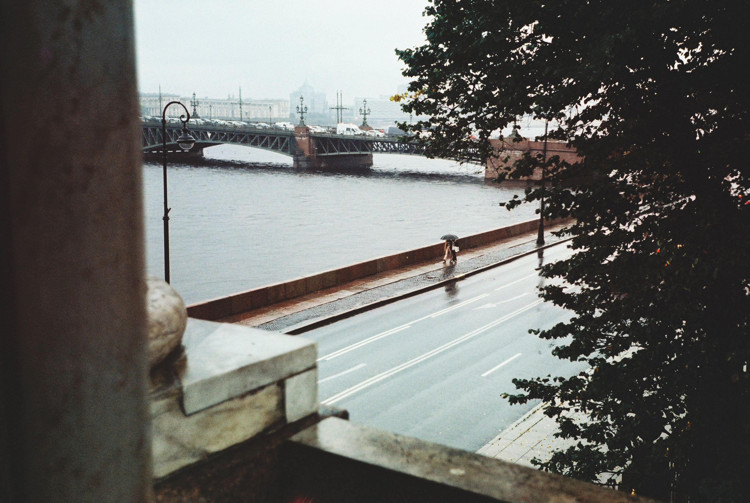 Фотографии цветные. Свадебный и семейный пленочный фотограф в Петербурге Истомина Ирина