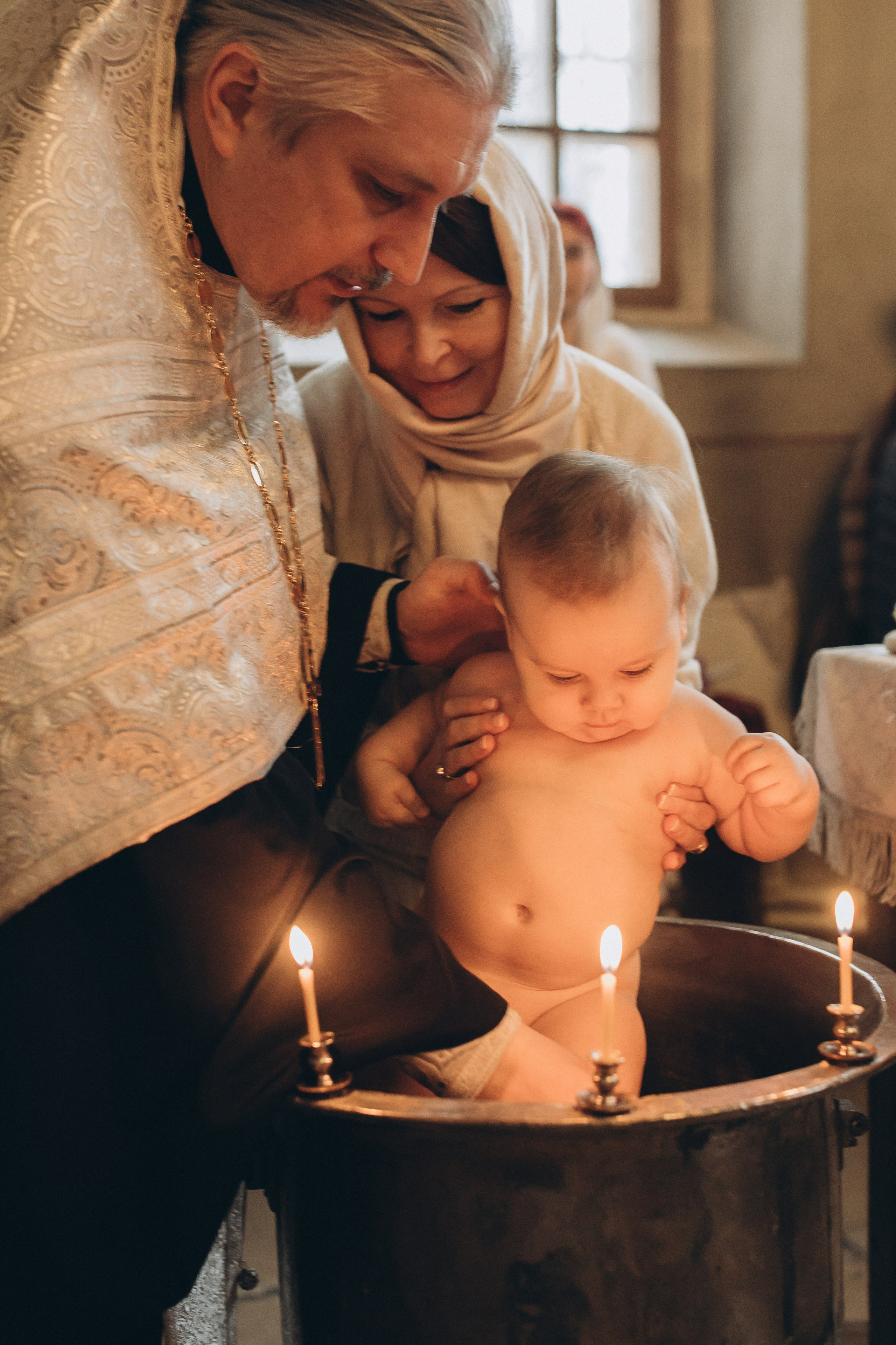 Таинство Крещения Ивана в Церкви Николая Чудотворца. Детский и семейный фотограф в Пушкино, Мытищи, Москва Сергеева Светлана