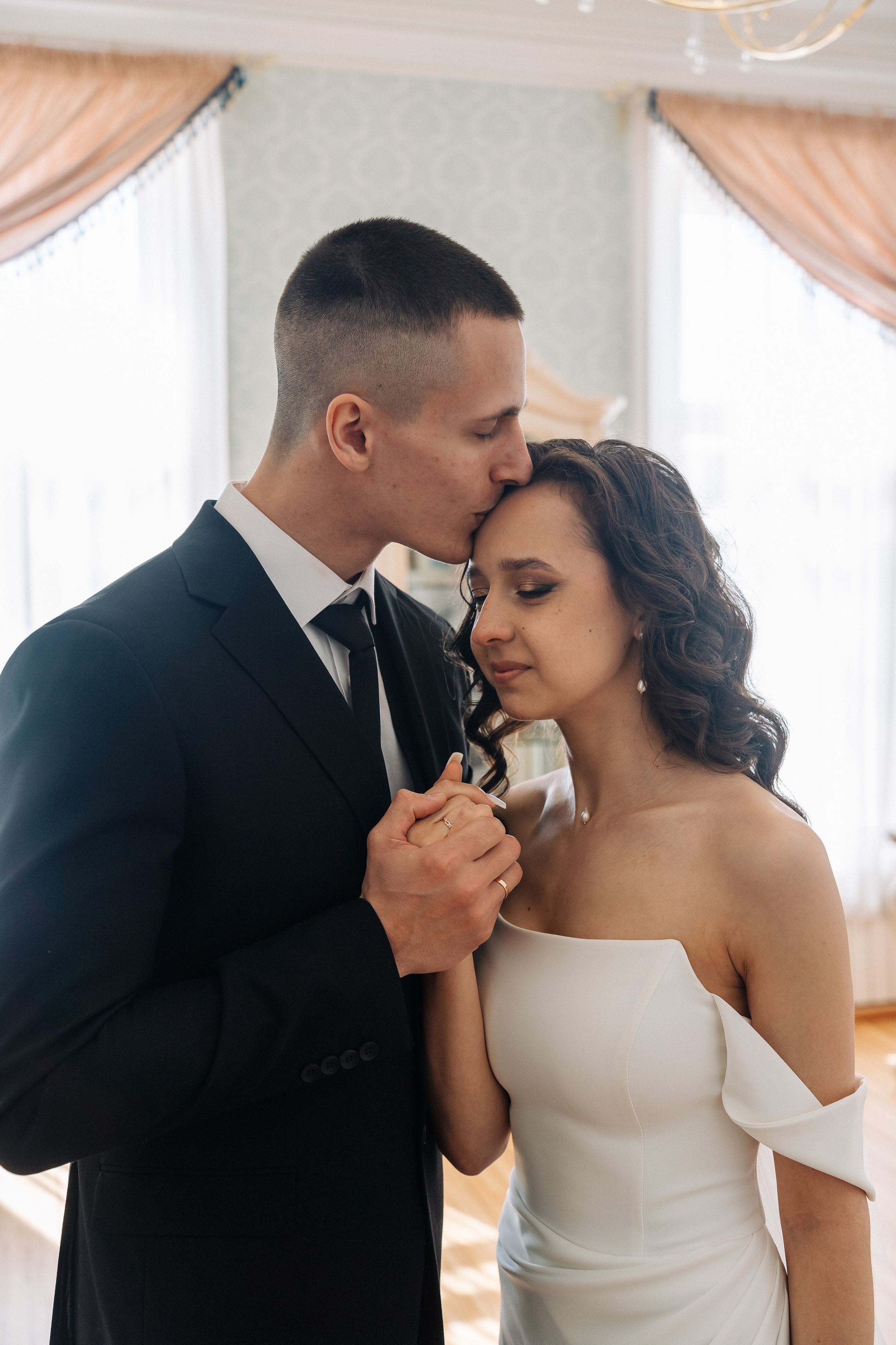 Илья и Ксения. Фотограф и видеограф Олег Игнатов | Свадьбы, Love Story, реклама и корпоративы — Красноярск