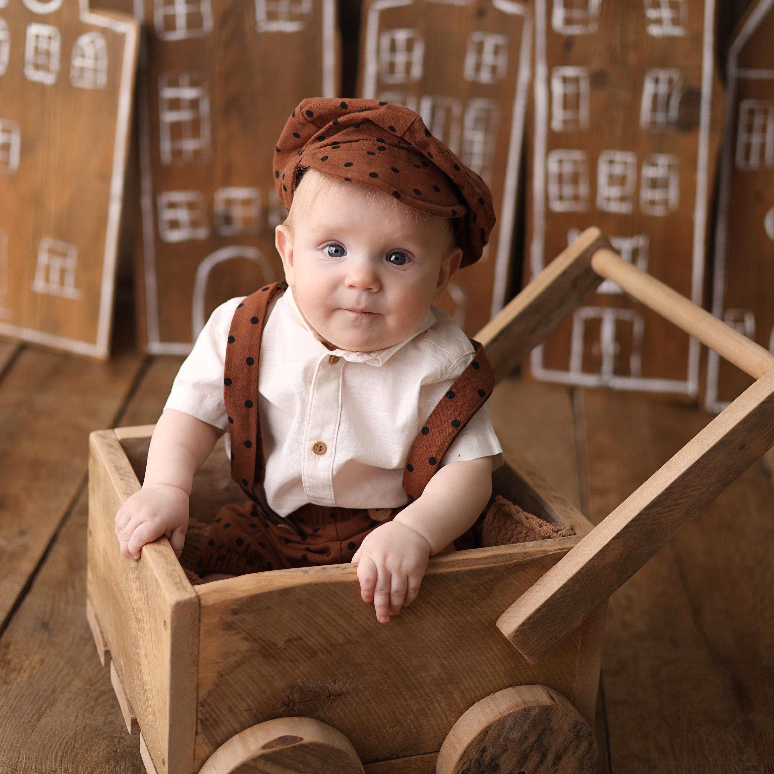 Костюмы для мальчиков 6 месяцев. Фотограф новорожденных Москва. Ньюборн фотограф Москва