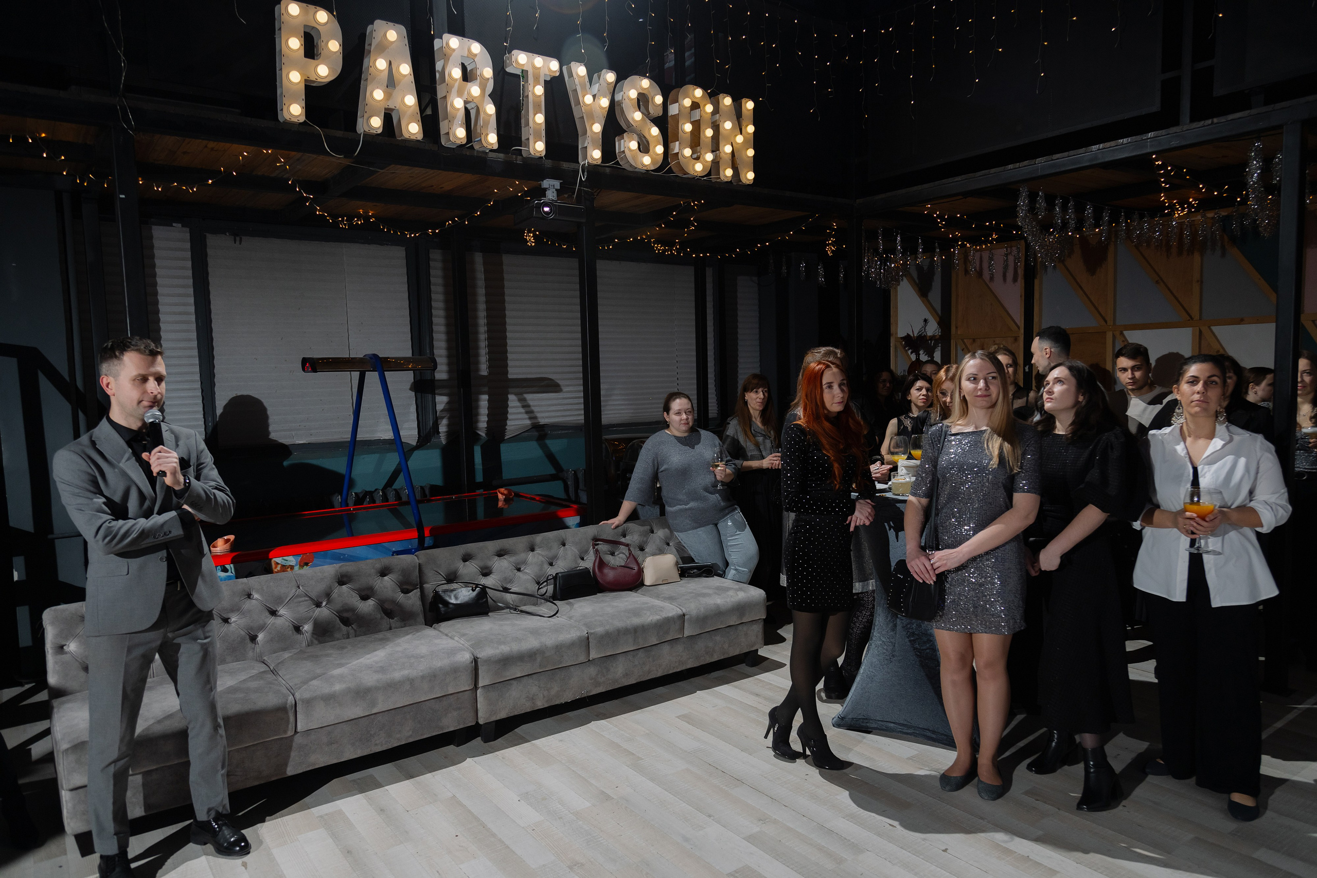 Корпоративная фотосъемка для CD-LIFE на площадке Partyson. Свадебный фотограф в Минске/Беларуси Сергей Спиридонов