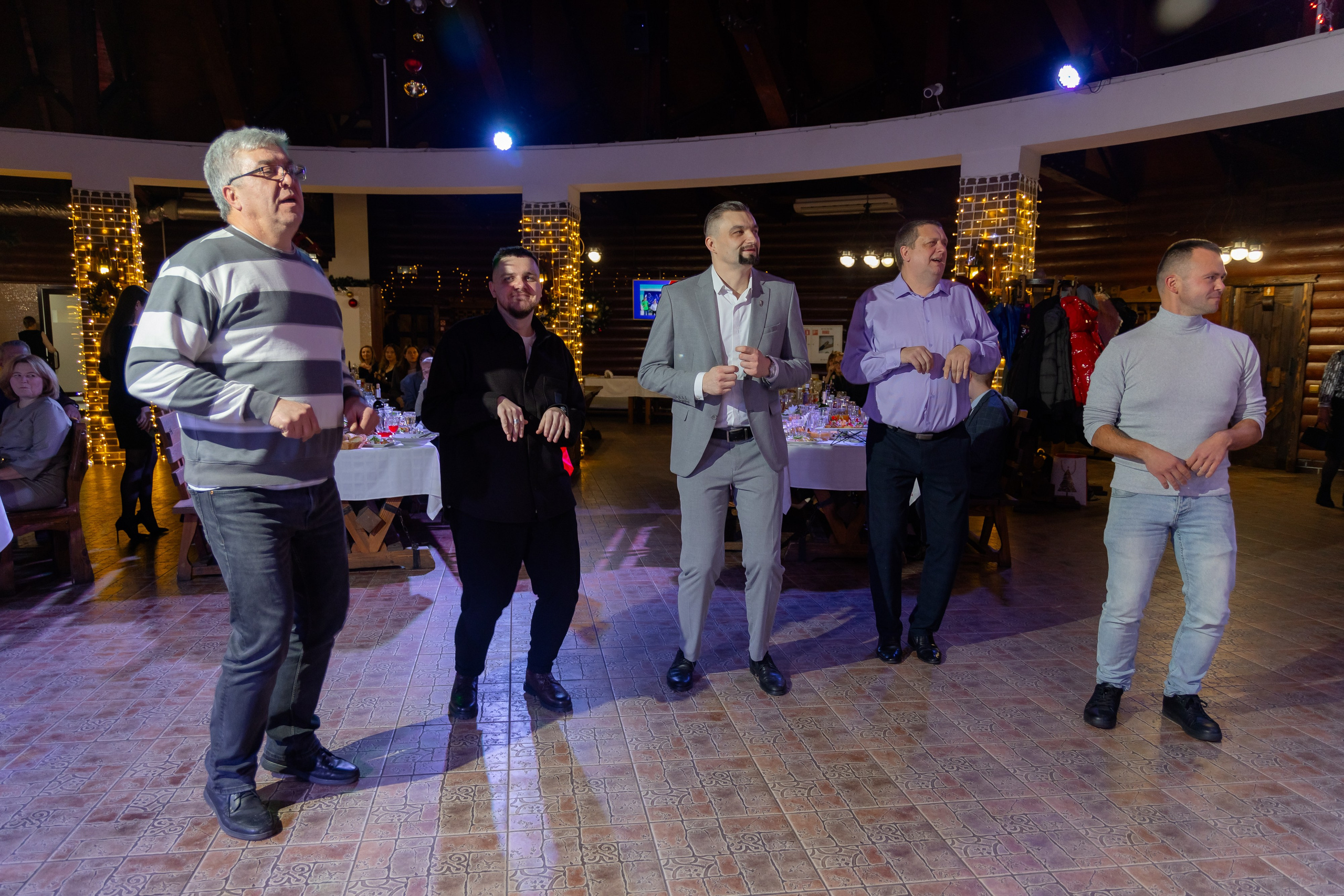 Корпоративная новогодняя съемка для логистической компании ИТА. Свадебный фотограф в Минске/Беларуси Сергей Спиридонов