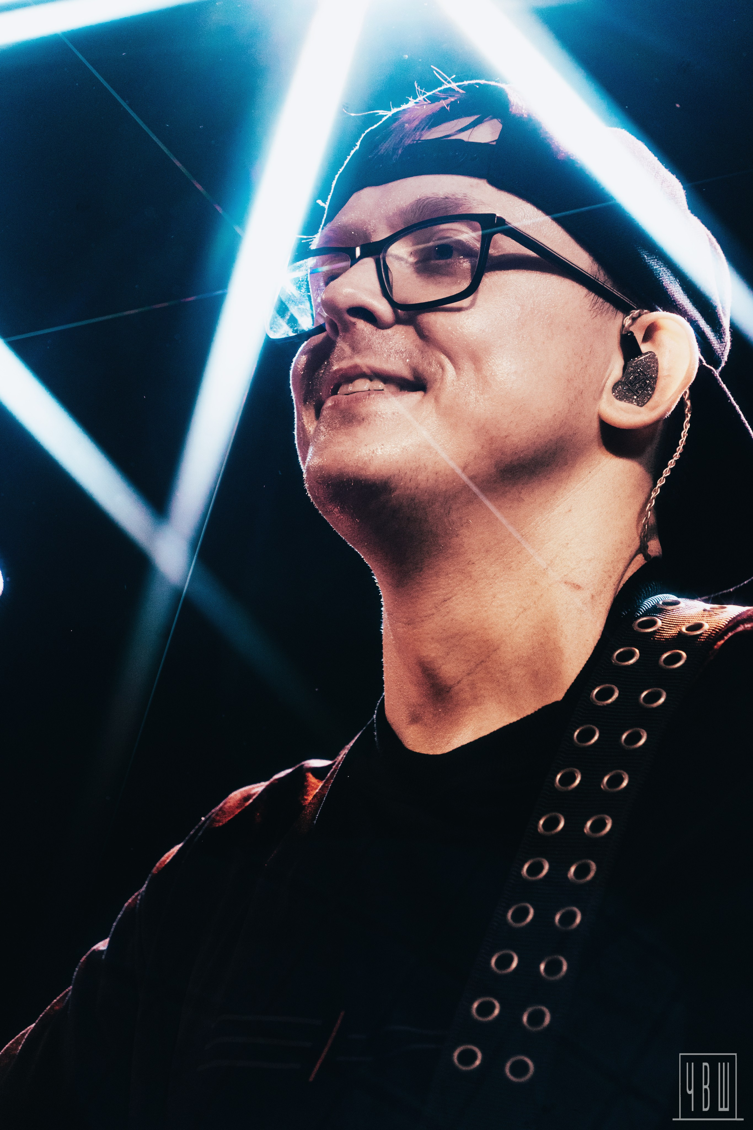 Три Вторых, 09.11.2025, Сердце. Человек в Шляпе