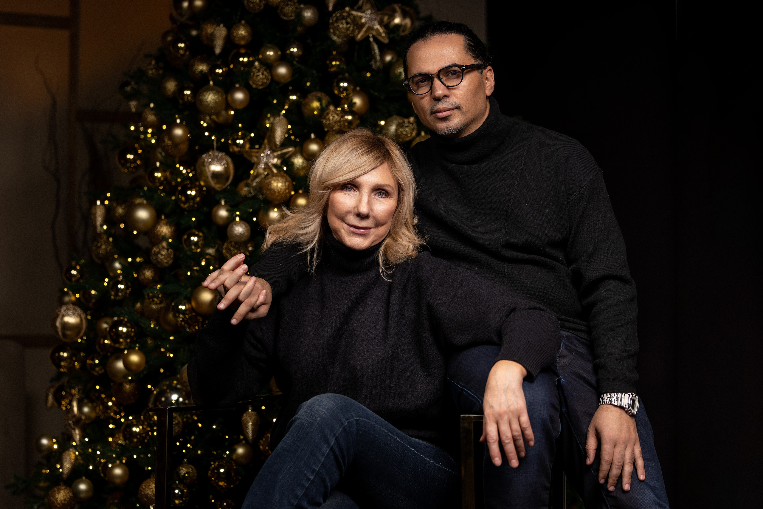 Студийная Новогодняя съемка 2025 — Атмосфера Востока