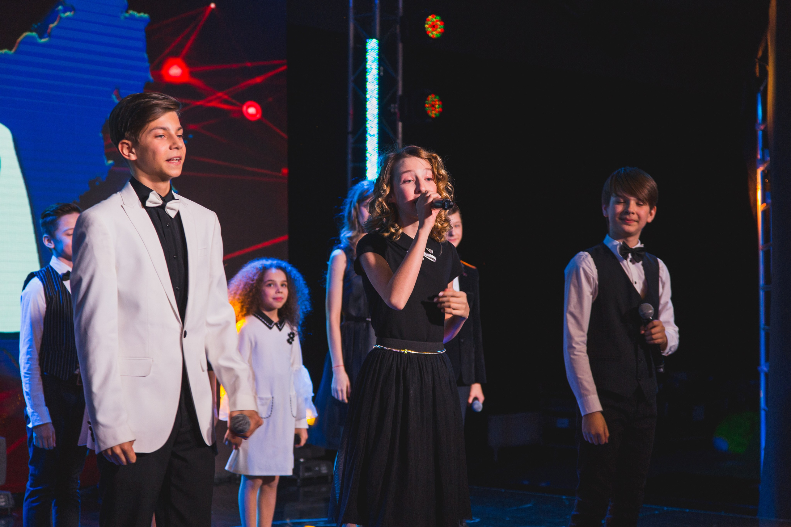 О2ТВ группа СТРАНА. Видеооператор/Фотограф Николай Завьялов