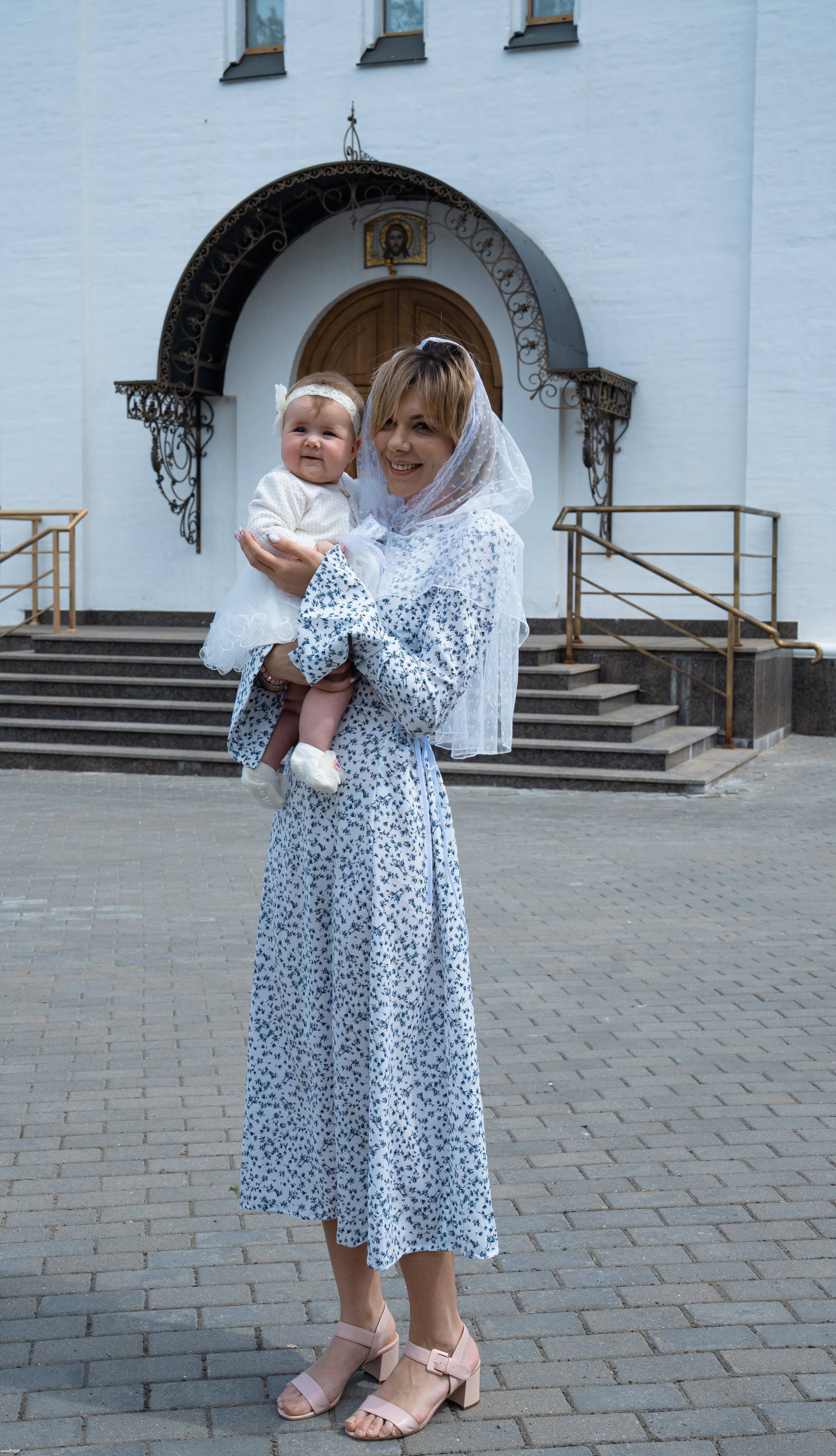 Таинство Крещения Евгении. Крамер Юлиана детский и семейный фотограф