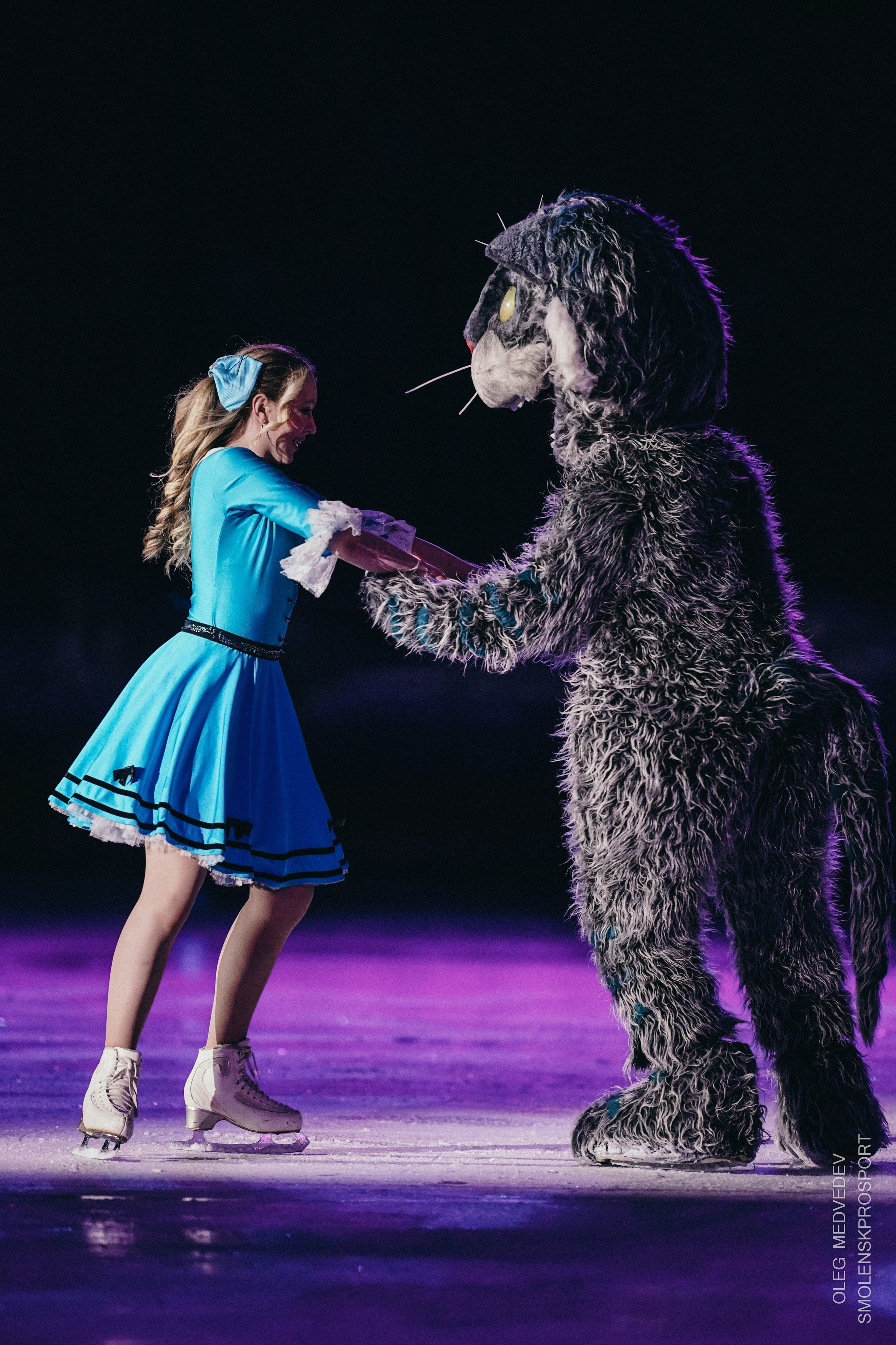Алиса в стране чудес шоу на льду. Спортивный фотограф Олег Медведев | prosport67 | Смоленск
