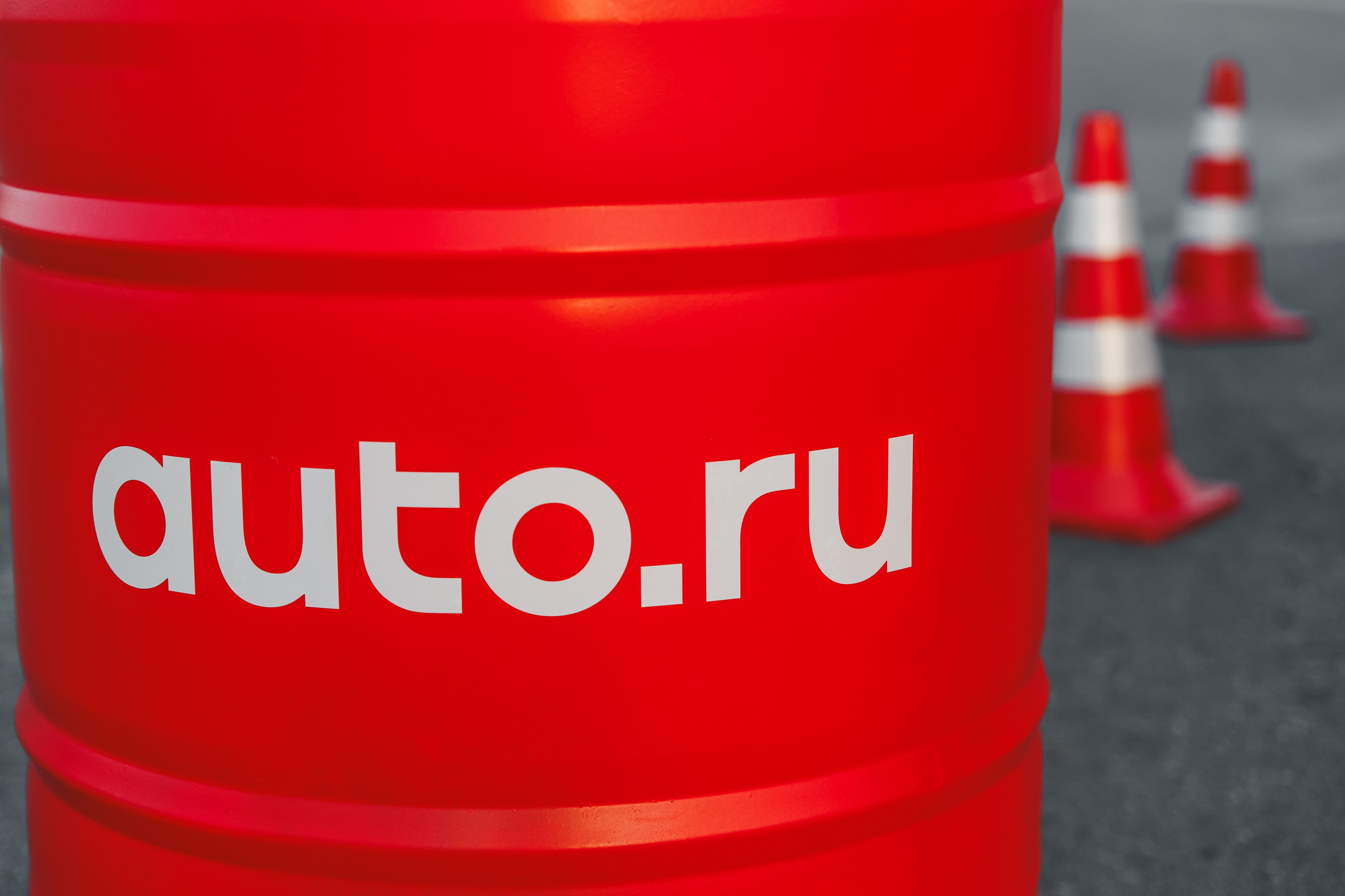 Выставка и дрифт машин. Репортажный фотограф. Москва. Алина Ланская