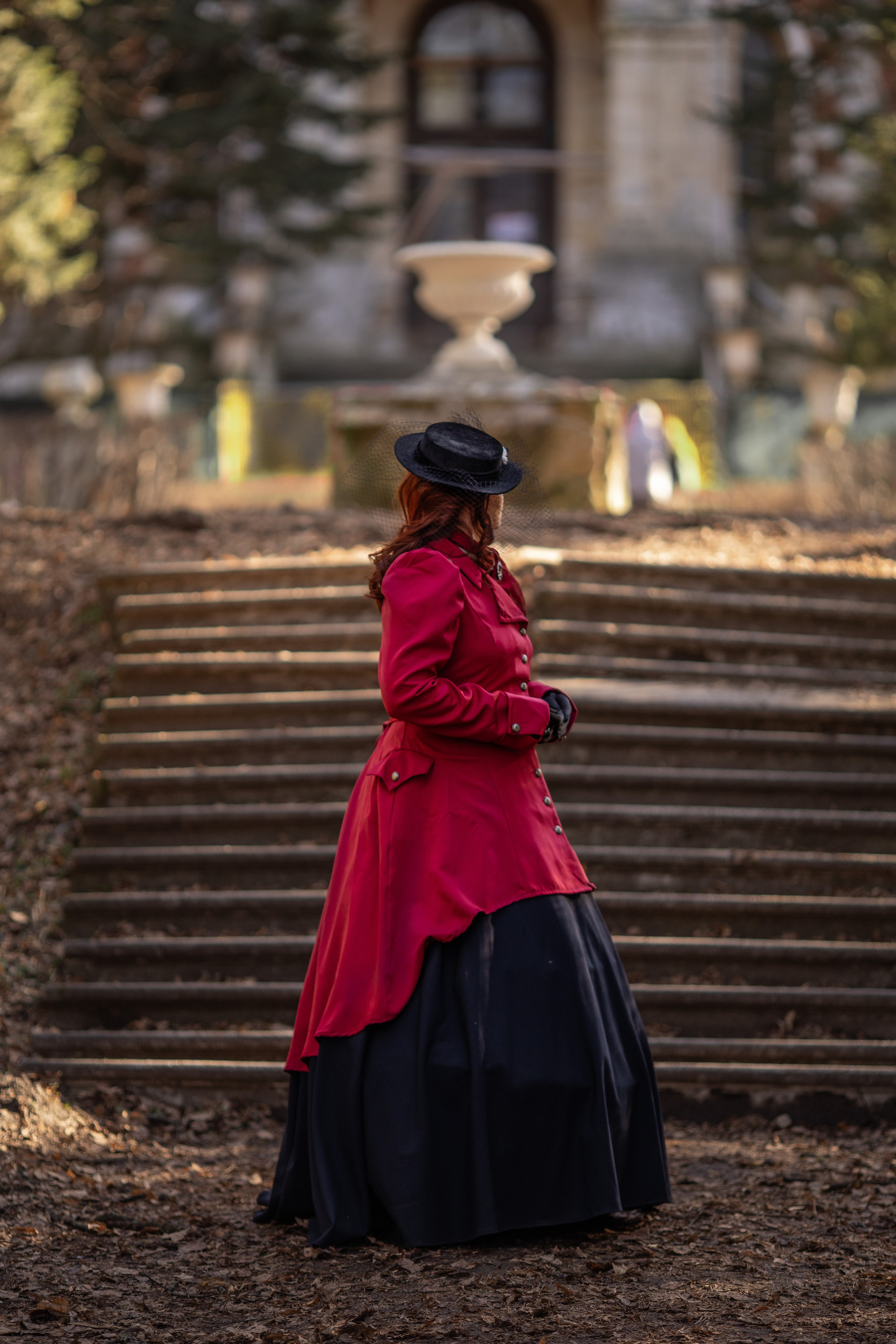 Женский портрет уличный. Семейный фотограф Москва и область Дербунова Елена
