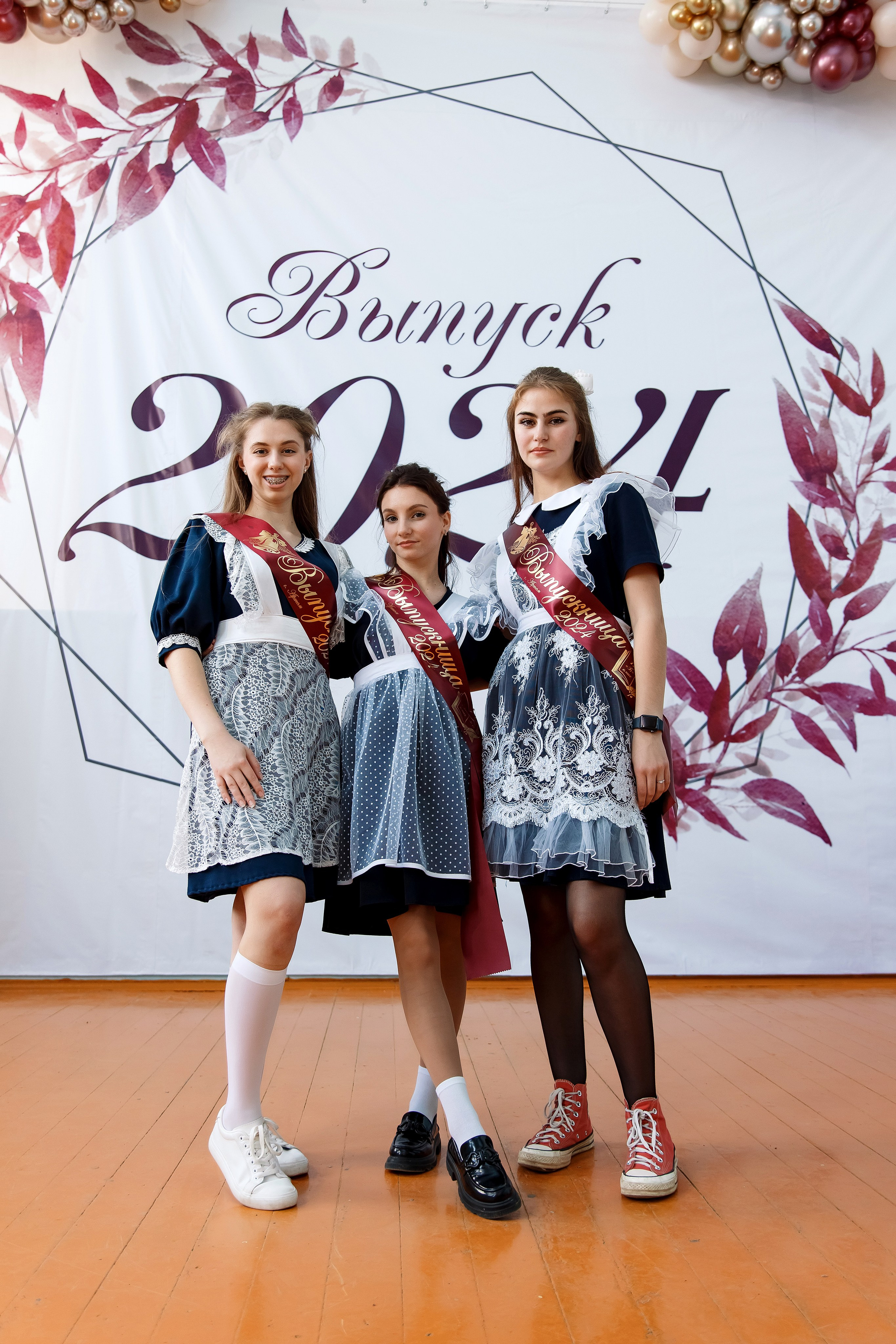 11 класс Последний звонок. Фотограф Любовь Корниенко, Примоский край