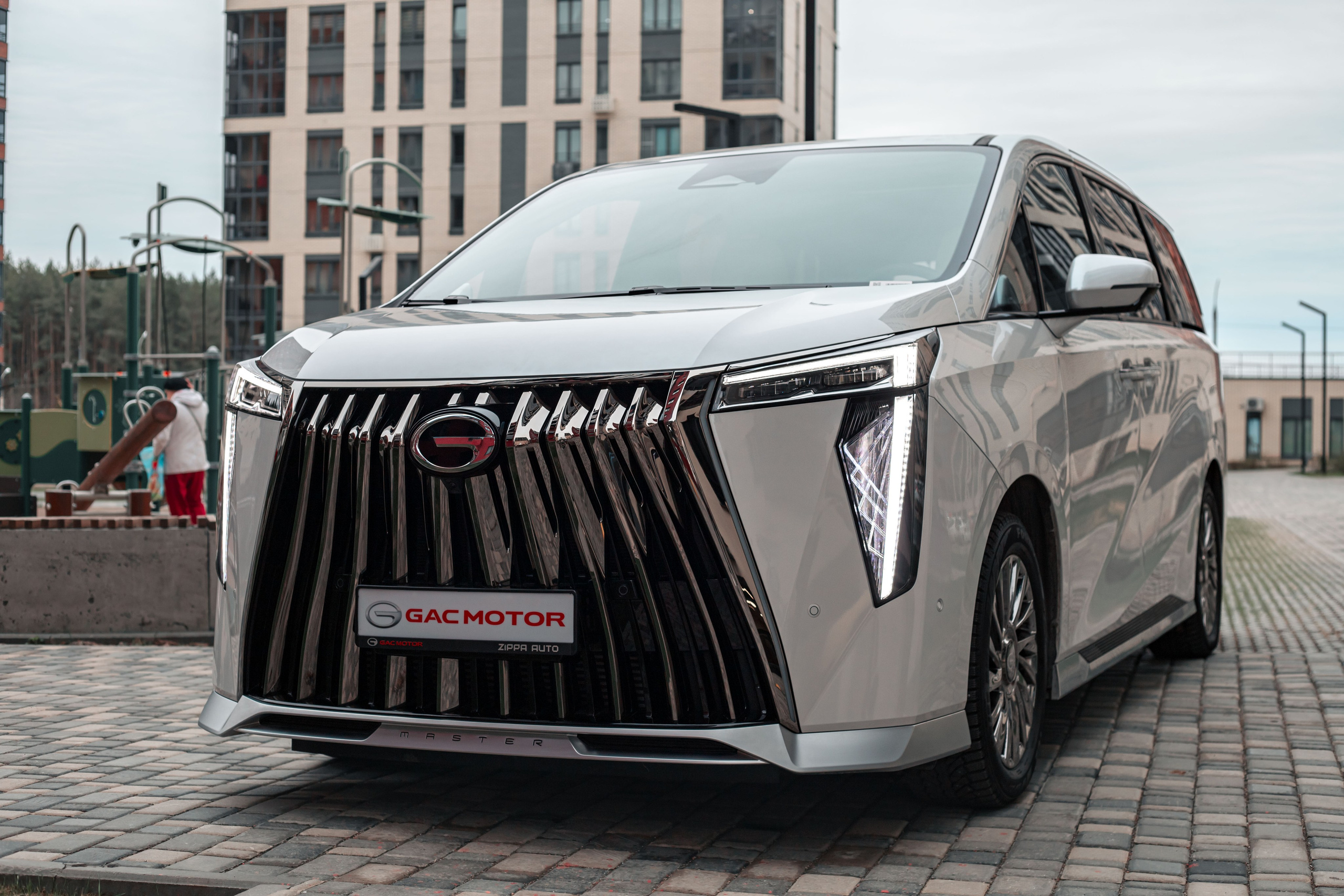 Бизнес съемка для автосалона GAC в городе Ижевск. Бизнес фотограф Ижевск — Назаров Роман