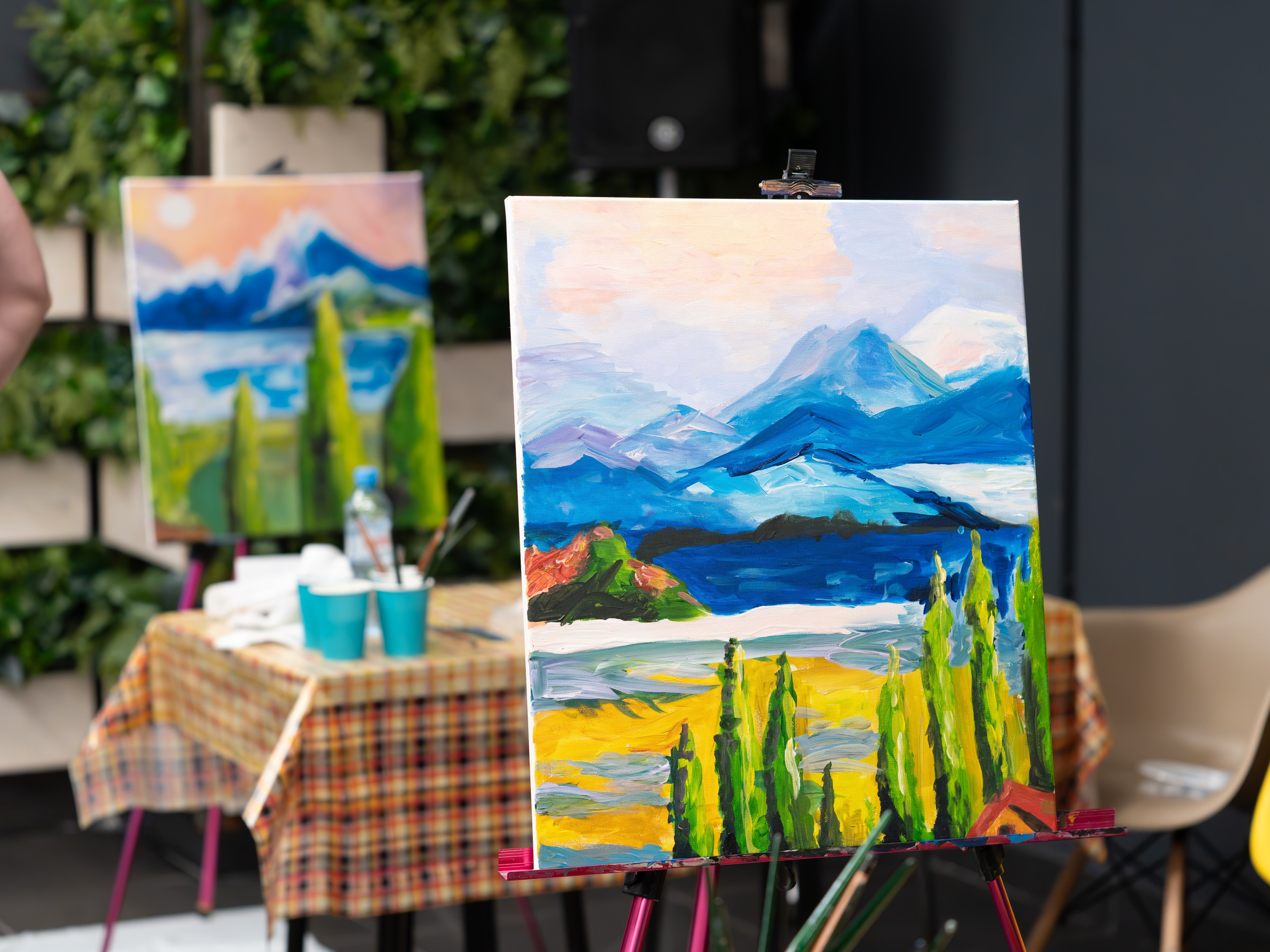 MICE мероприятие — мастер класс по акварели. Репортажный фотограф в Красной Поляне и Сочи Павлюченко Екатерина