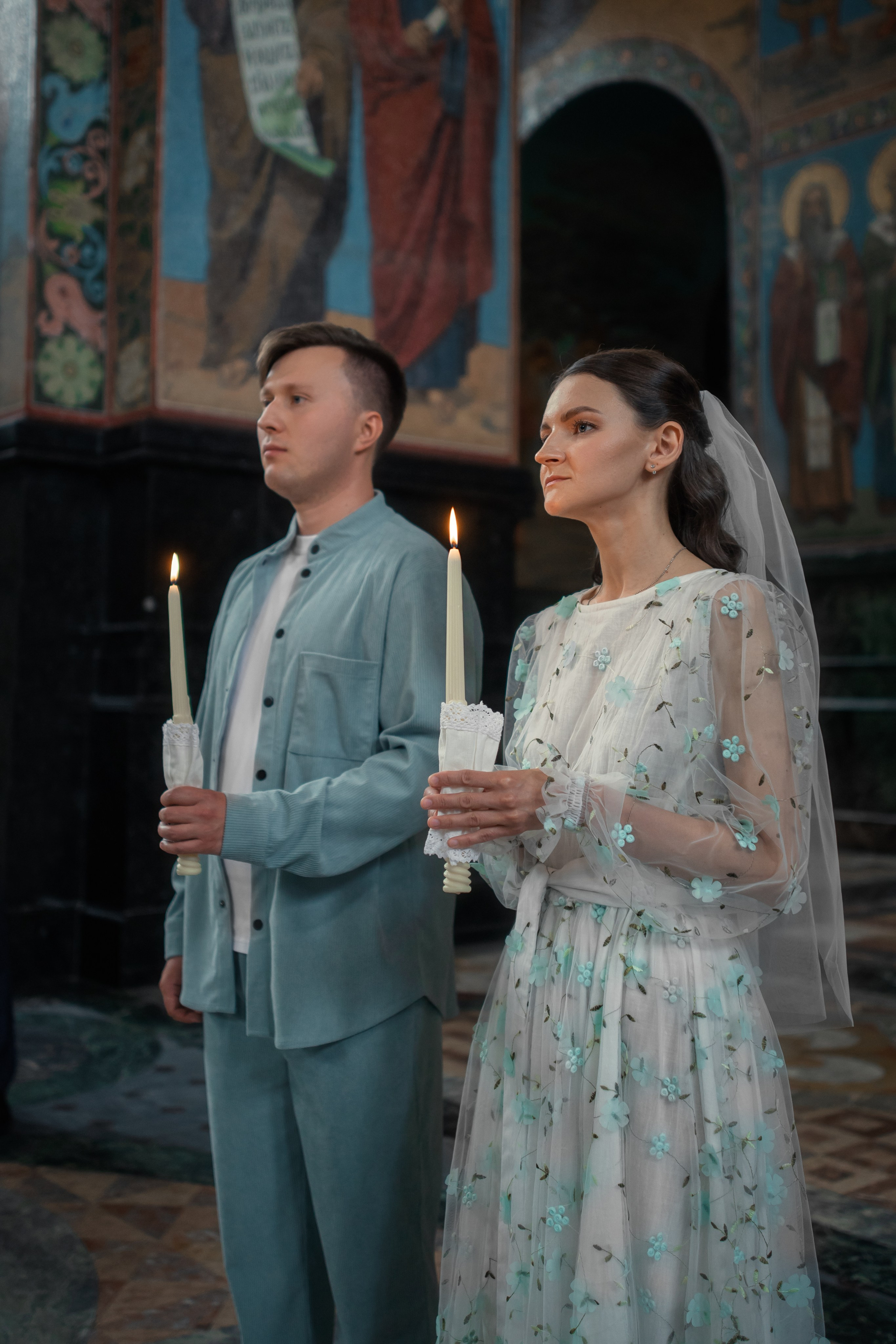 Венчание в Спасе на Крови. Фотограф на крещение и венчание, семейный фотограф в Санкт-Петербурге