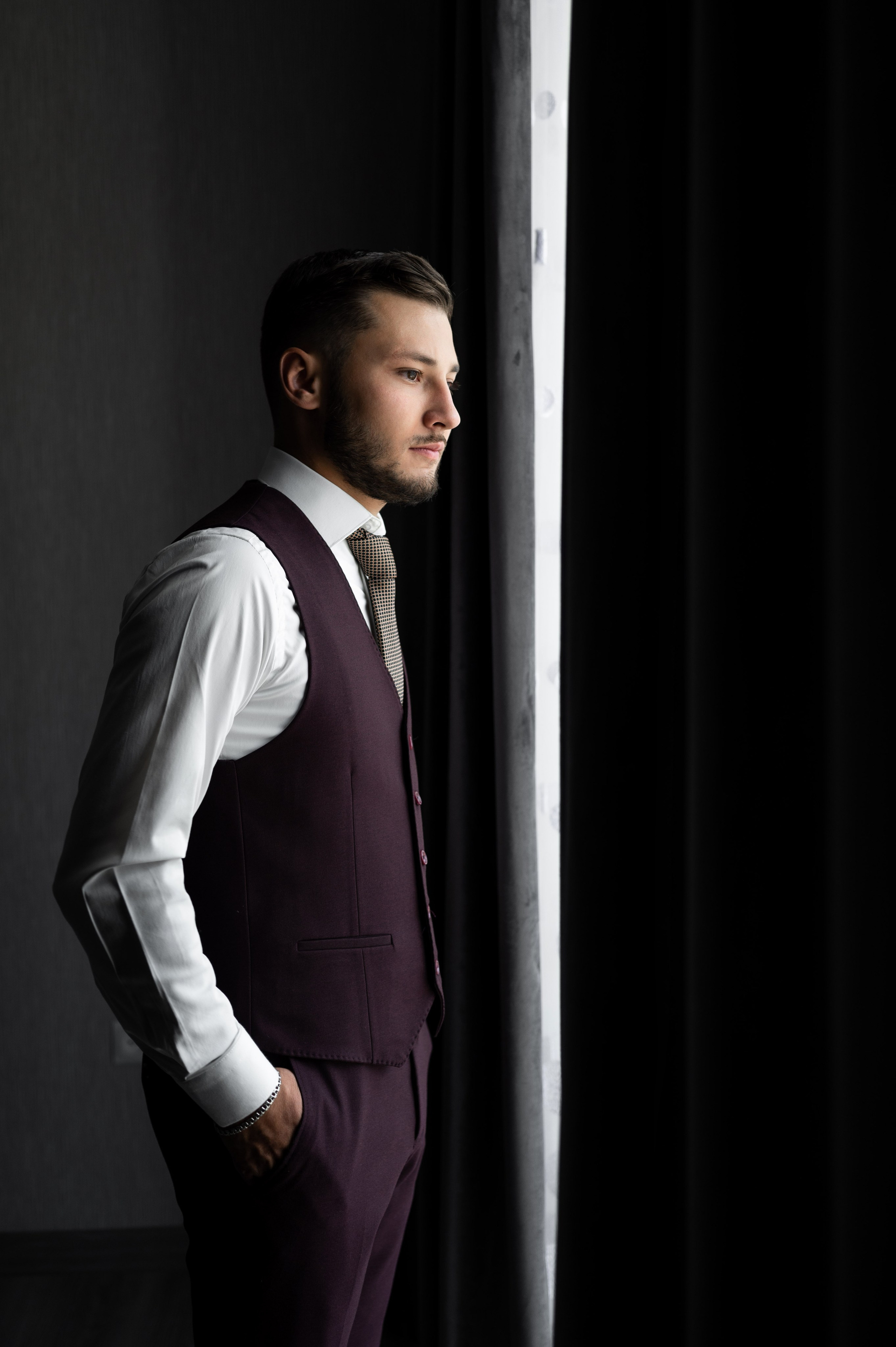 1. Свадебный, портретный, коммерческий, предметный фотограф в Ставрополе Иван Белашов