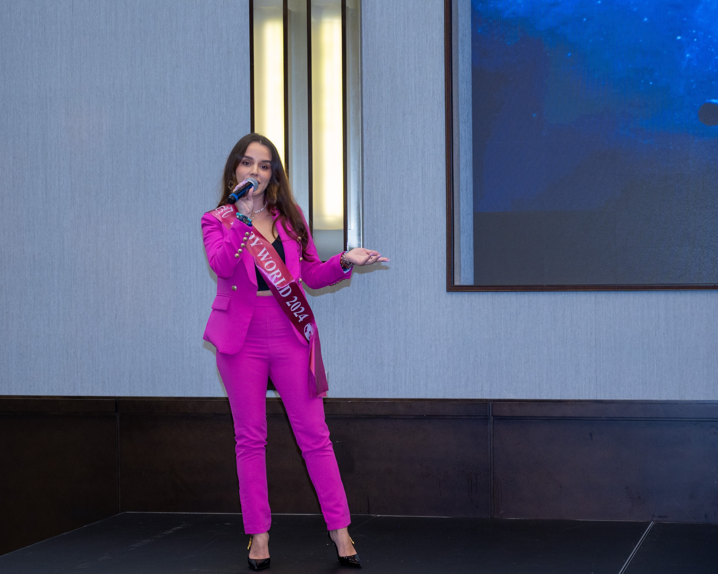 Церемония открытия Конкурса красоты «LADY WORLD» 2024. Фотографирую счастливых людей в Сочи