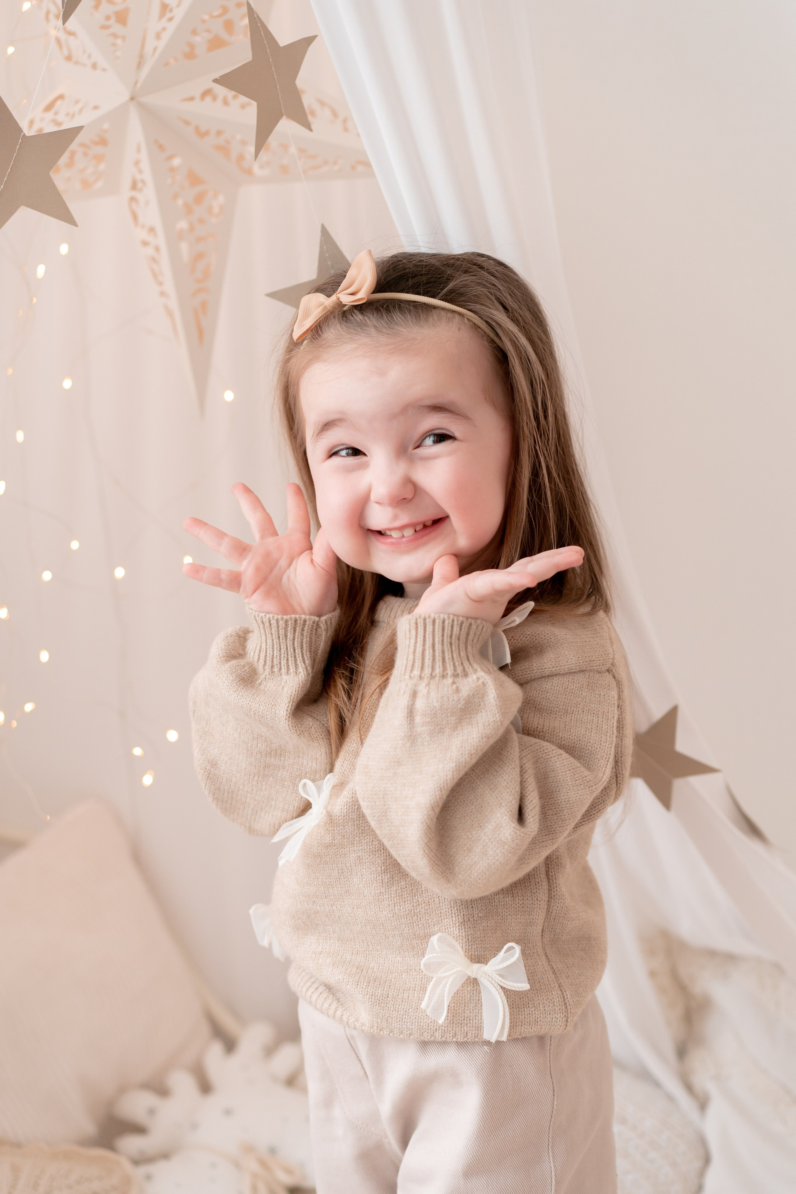 С Днём Рождения ребенка, портрет. Детская, семейная фотостудия в Санкт-Петербурге