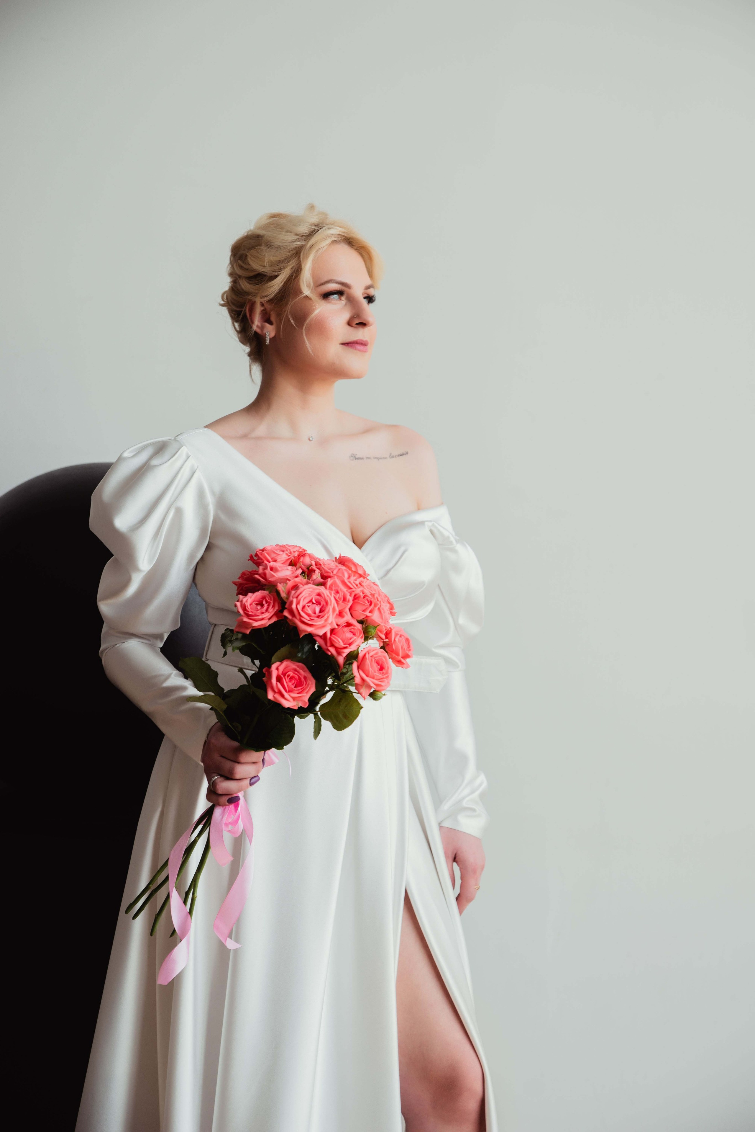 Женские портреты. Айсылу Счастливая — Фотограф | Ретушёр | Нейрокреатор