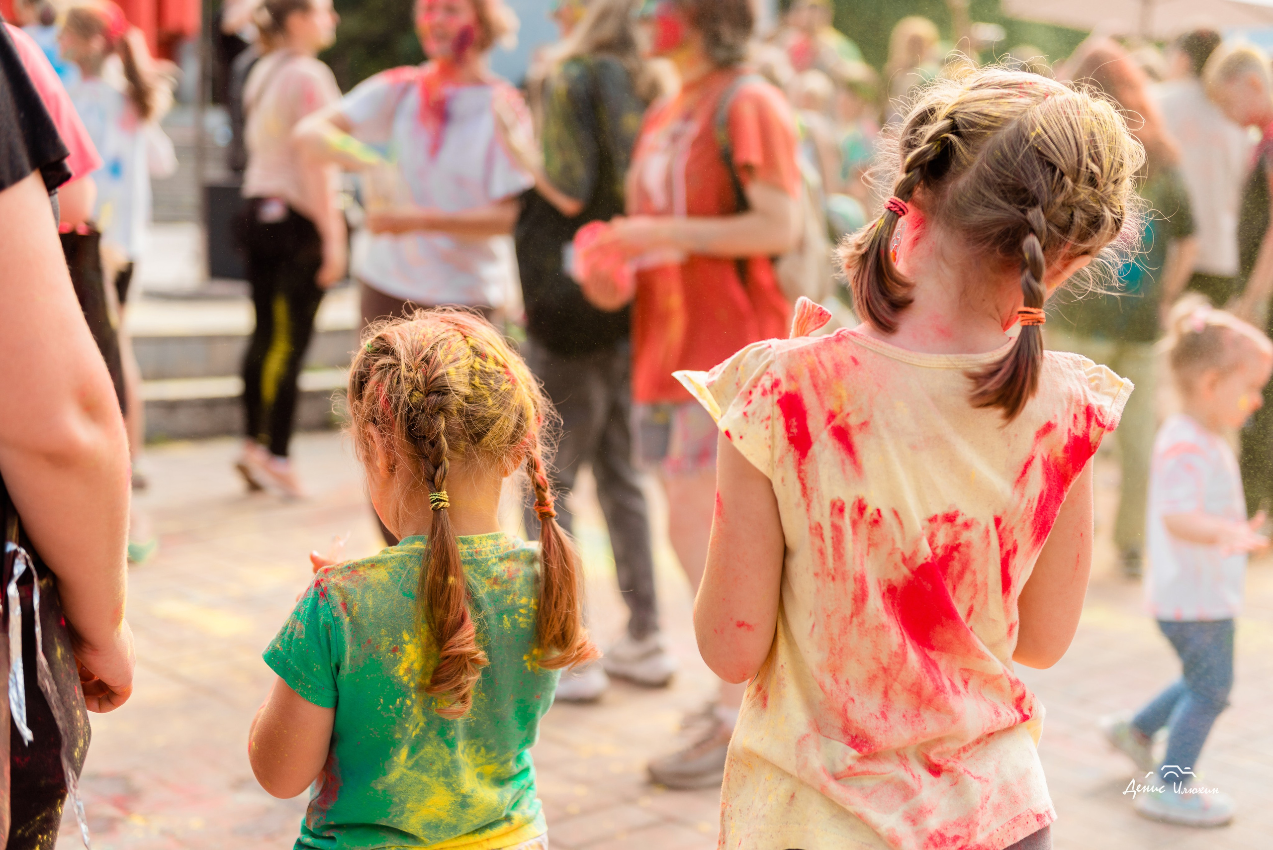 Краски Холи в Комсомольском Парке 2023. Детский фотограф, семейный фотограф и репортажи в Кемерово
