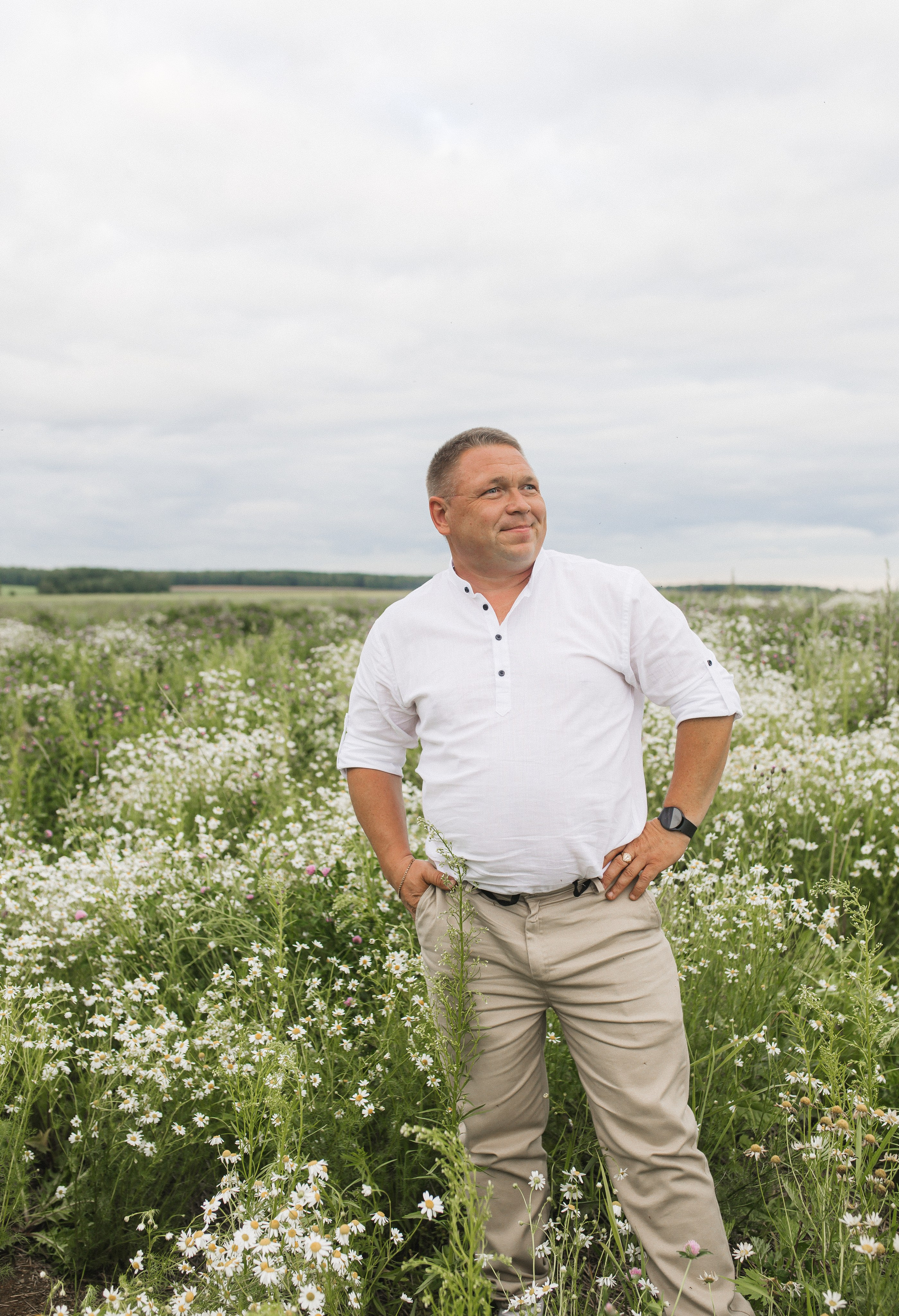 Маша и Миша и их веселая компания (пикник в поле). Семейный и свадебный фотограф в Екатеринбурге Орлова Ирина