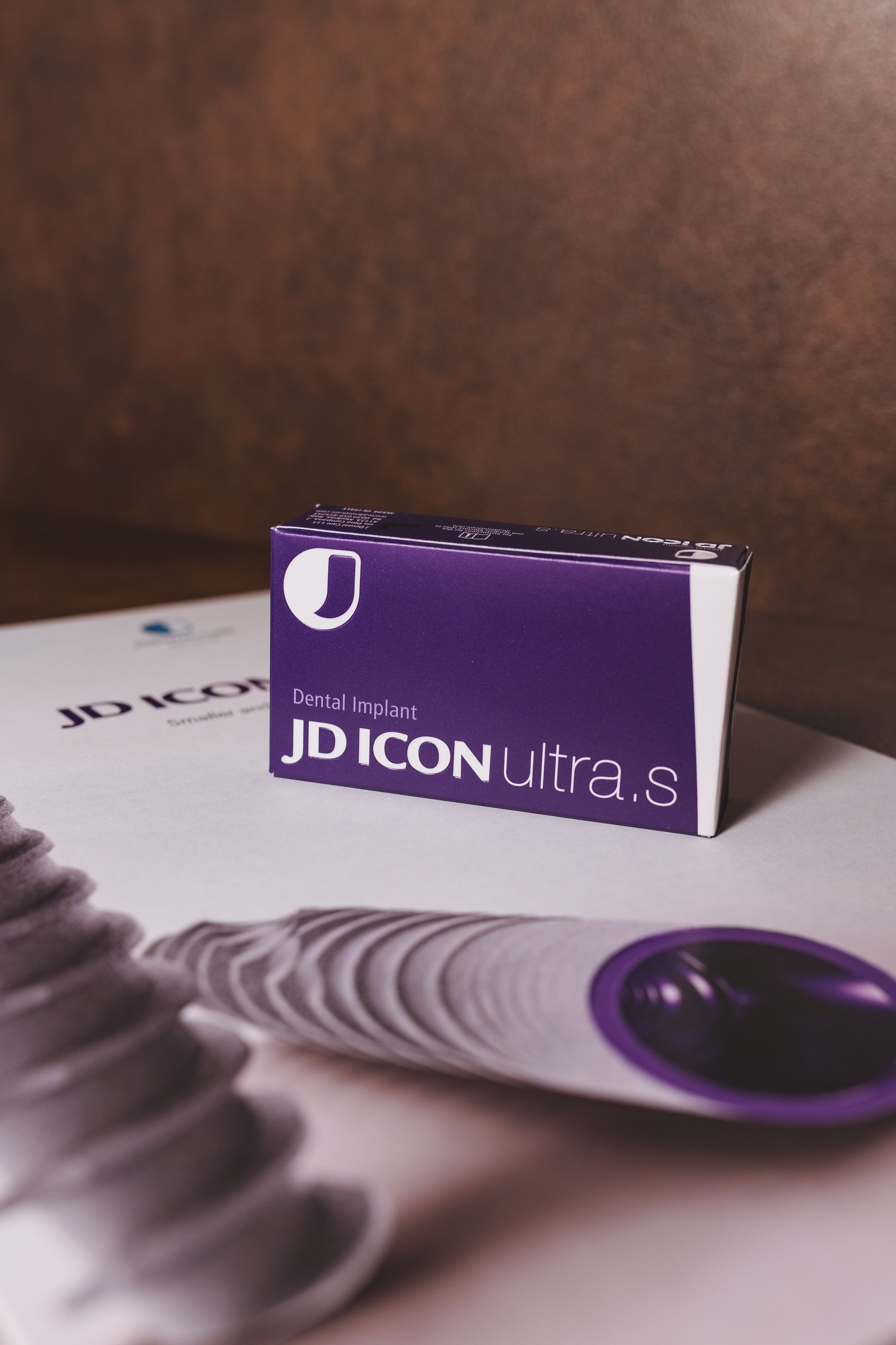 Дентальные импланты J Dental Care. Коммерческий фотограф в Алматы Марина Милис. Съёмка для брендов, компаний и проектов