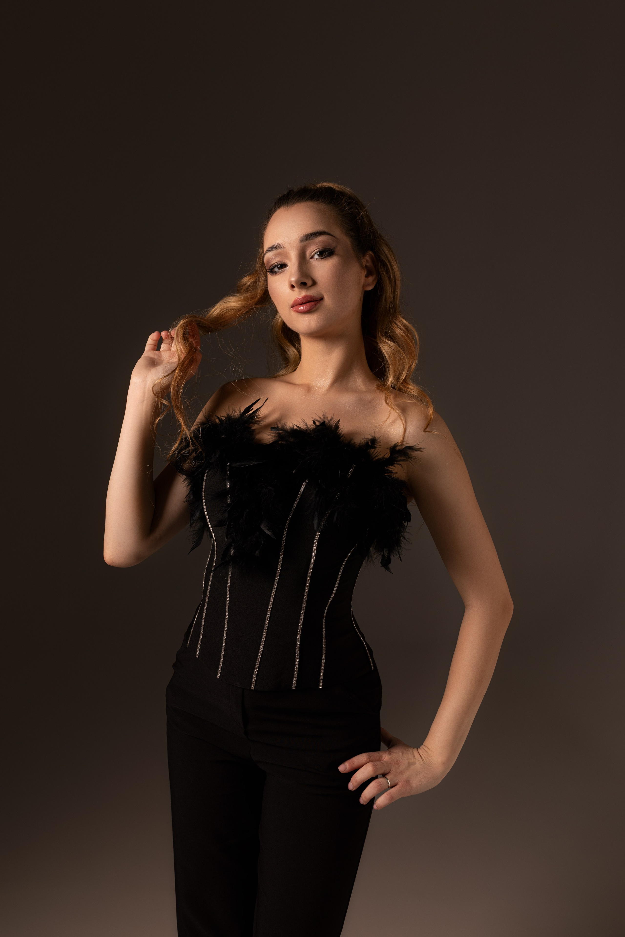 Студийная съемка с Полиной на циклораме в формате для «себя». Дмитрий Шульгин, портретный фотограф в Воронеже