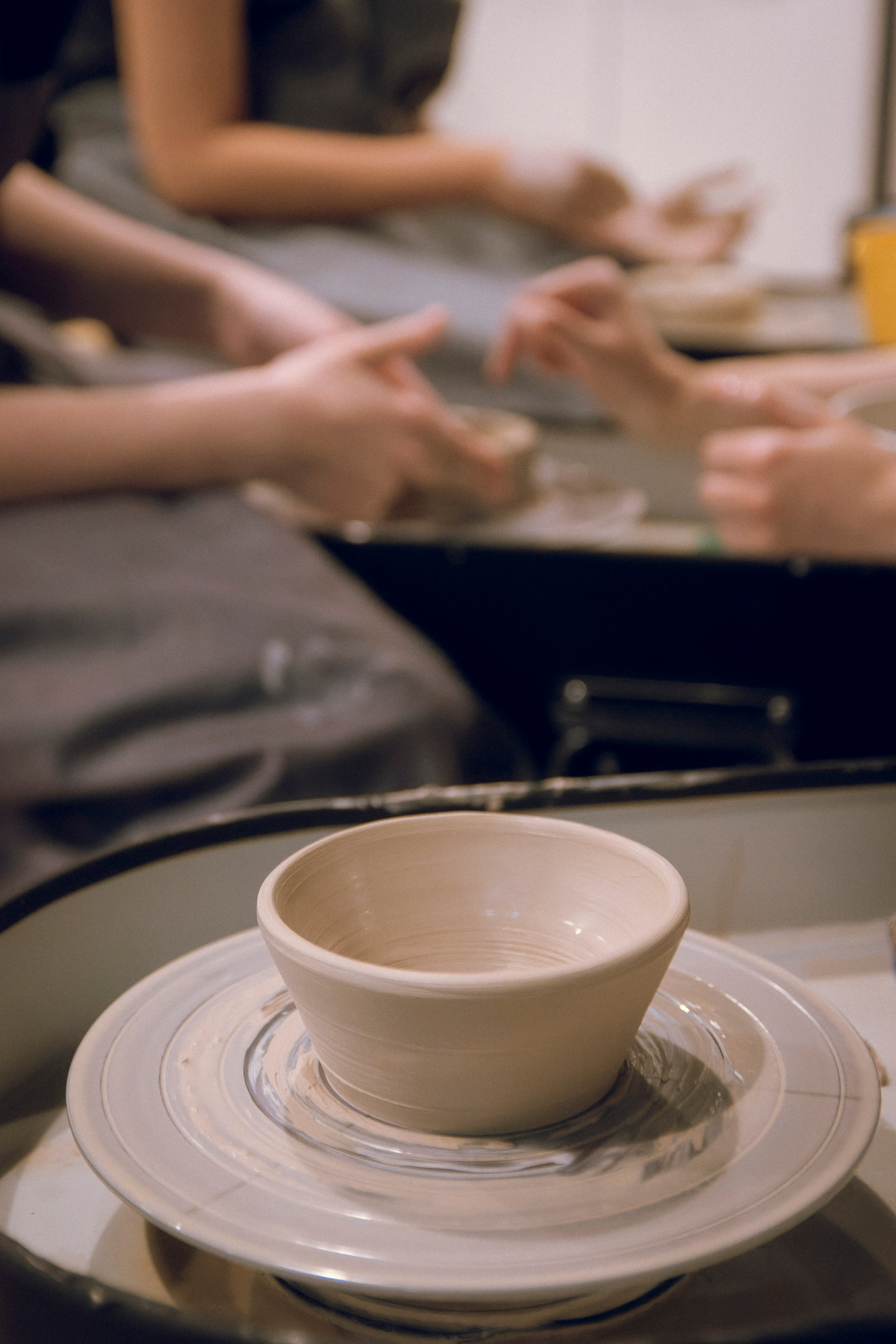 В гончарной мастерской. Плак или Квак