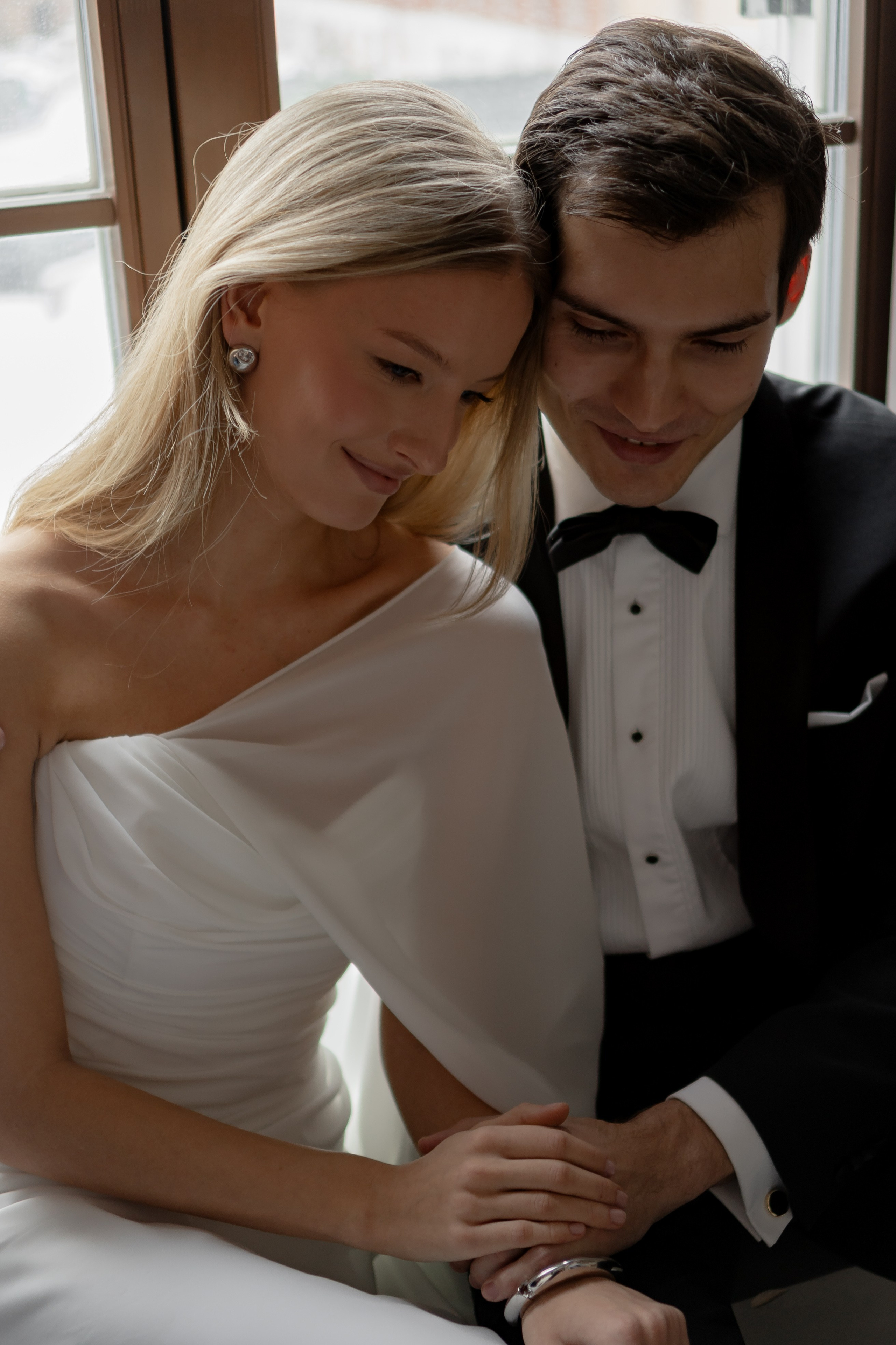 ЭЛЕГАНТНАЯ СВАДБЕНАЯ СЬЕМКА ЖЕНИХА И НЕВЕСТЫ В ДОРОГОМ ОТЕЛЕ САНКТ-ПЕТЕРБУРГА. Профессиональный фотограф, Санкт-Петербург — Виктория Богомолова