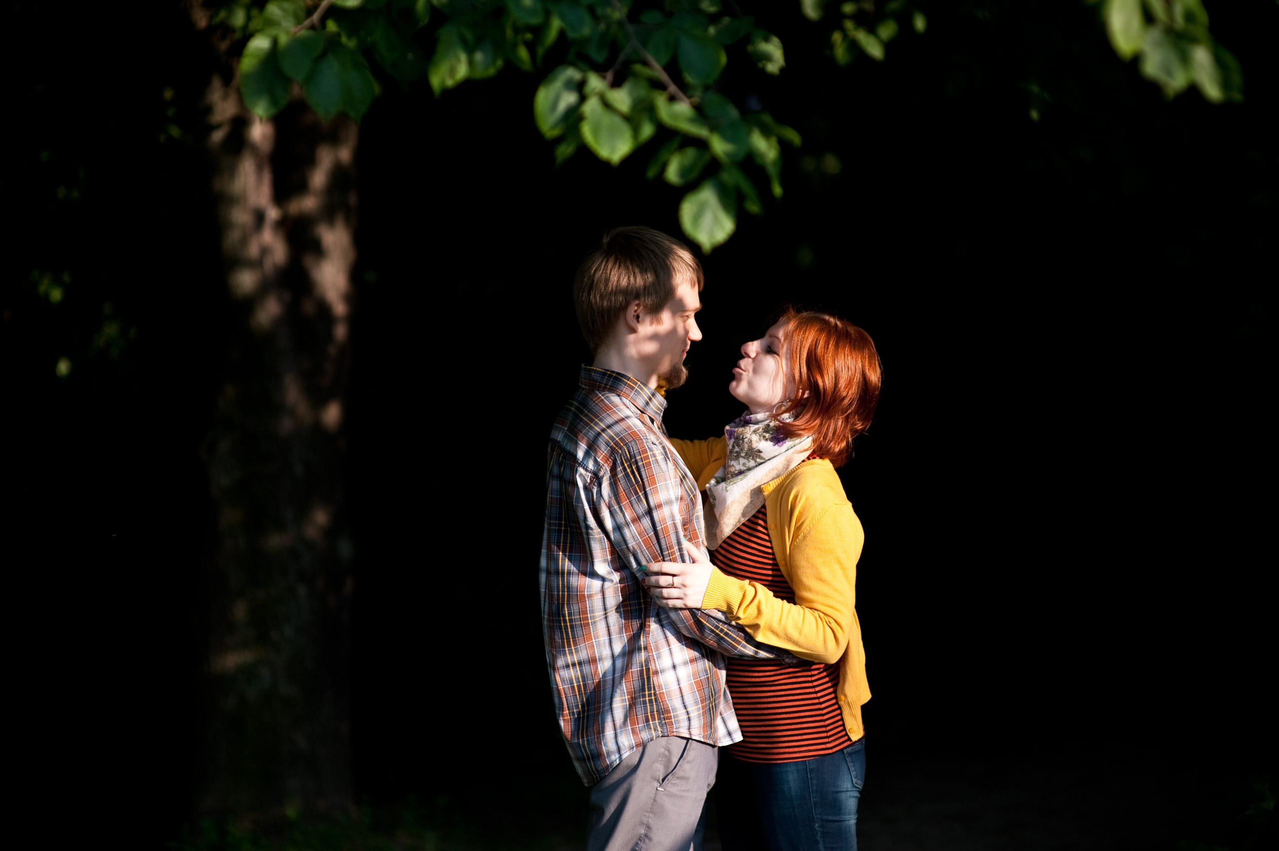 Мария и Александр. Прогулка, Москва. Семейный фотограф Анна Дубовская