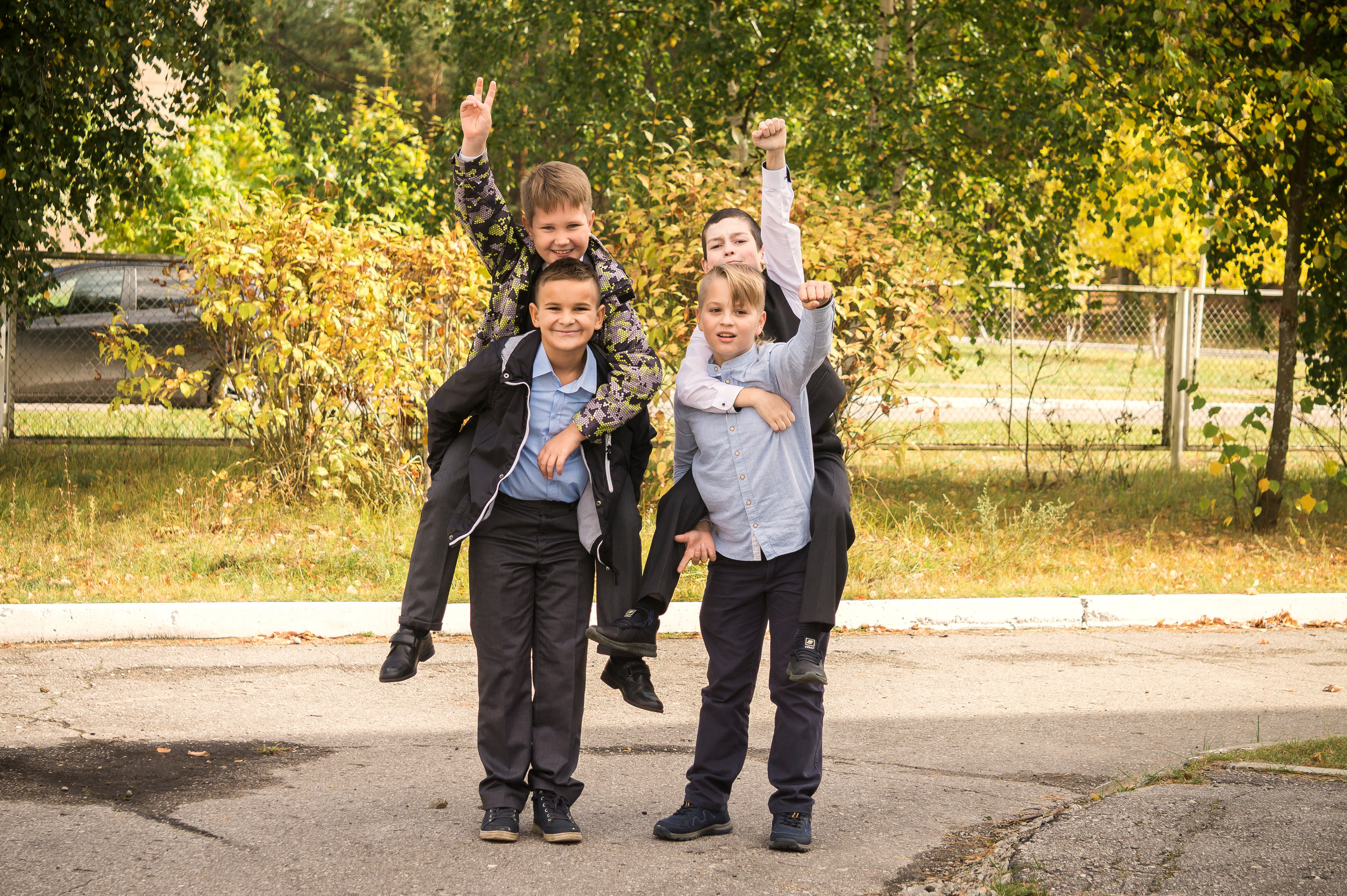 Гимназия № 1 4"А» п.Мулино. Фотосъемка в детском саду и школе. Фотоальбомы и фотокниги ВЫПУСКНИК