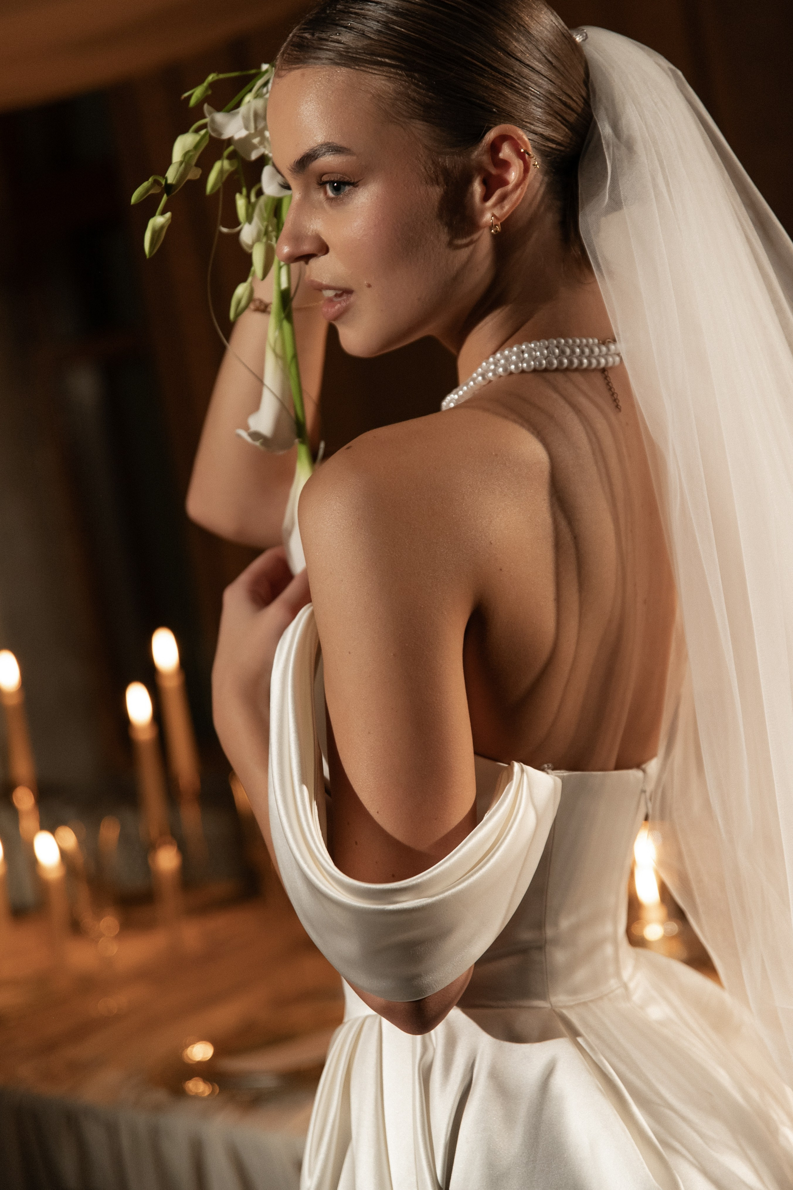 Камерный свадебный ужин при свечах в старинном особняке в фотостудии 21. Kult. Ярослава Ерина — свадебный фотограф в Москве