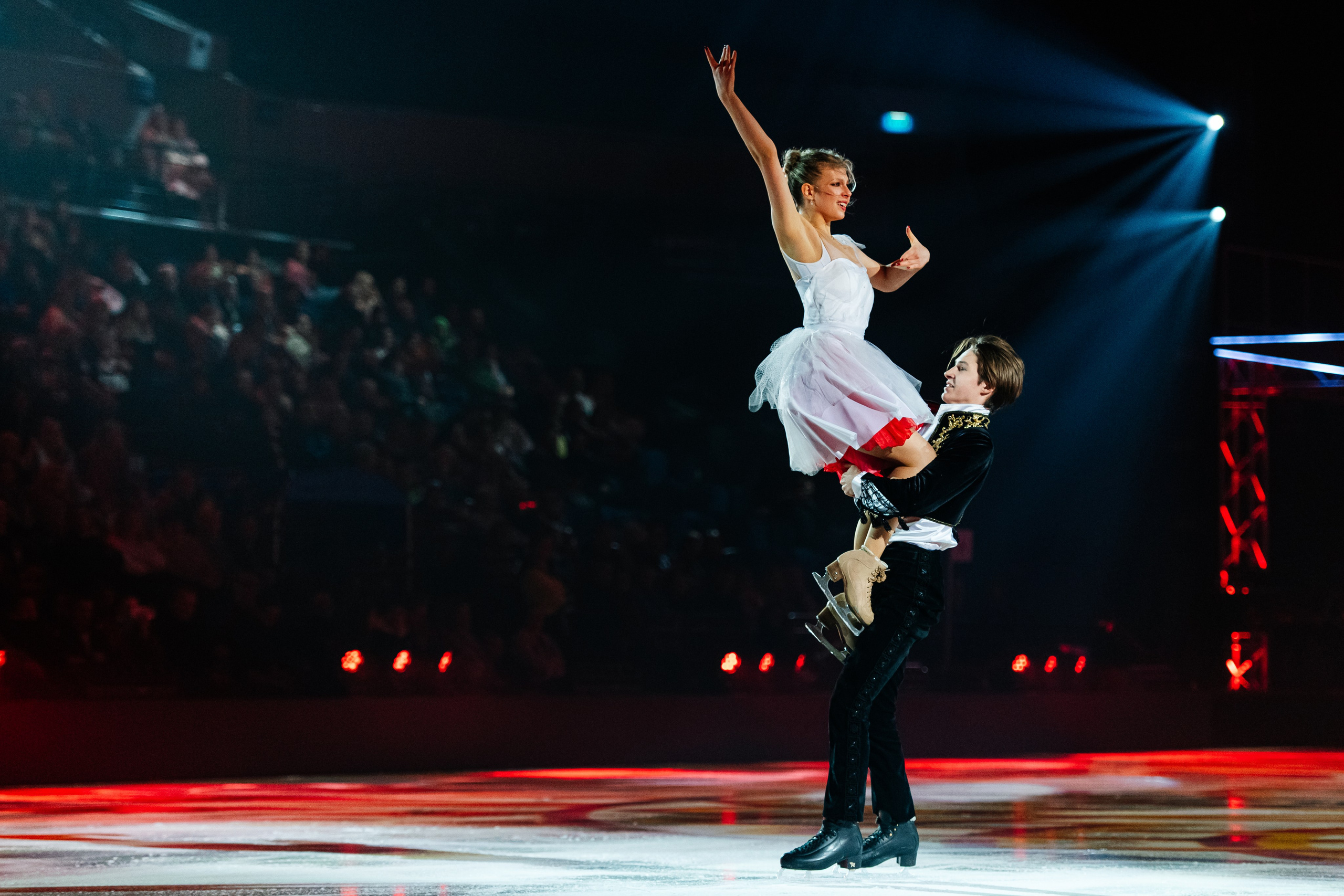 ШОУ Ильи АВЕРБУХА. ДИНА МИХНЕВА спортивный фотограф Москва