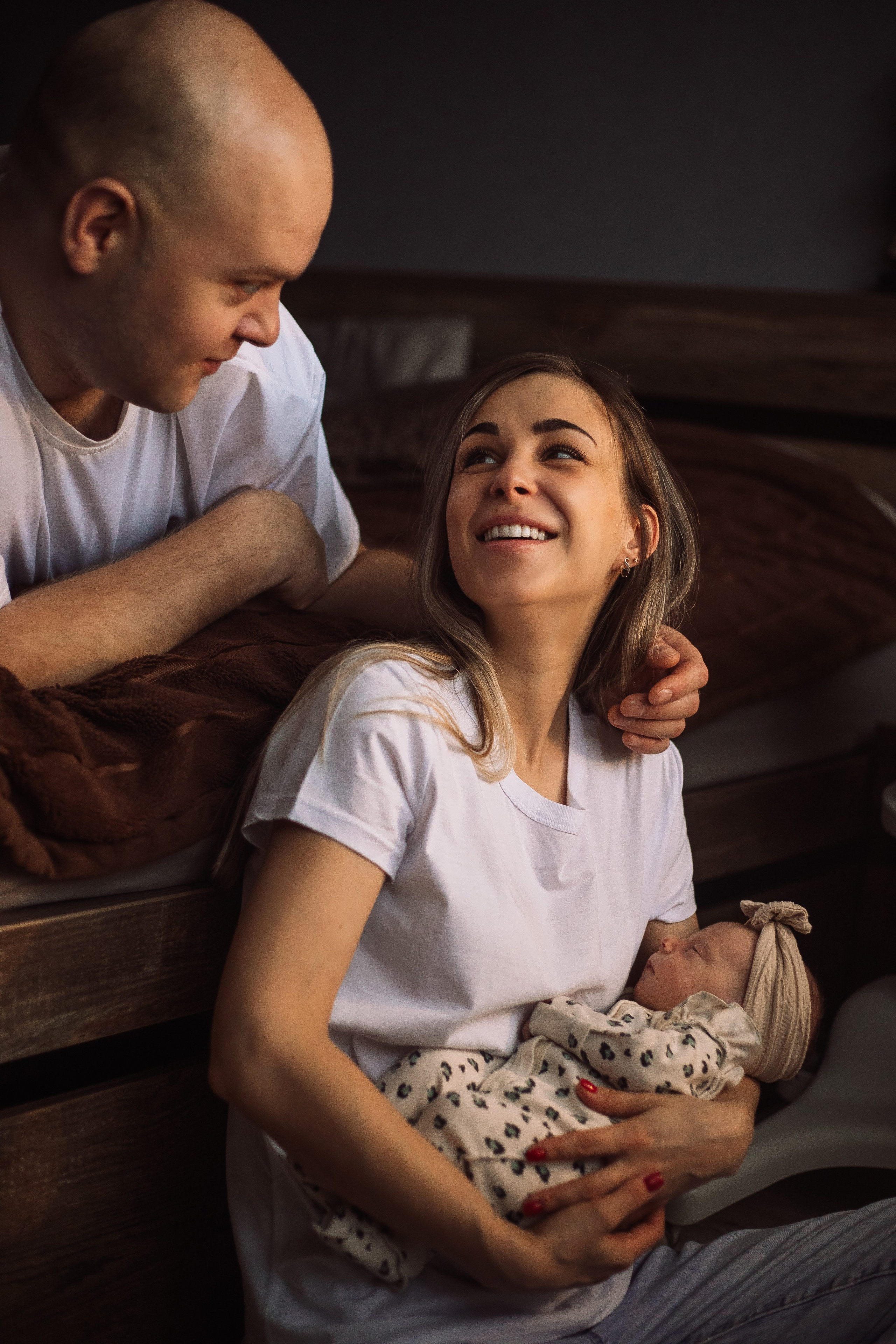 Семейная фотосессия в студии/дома