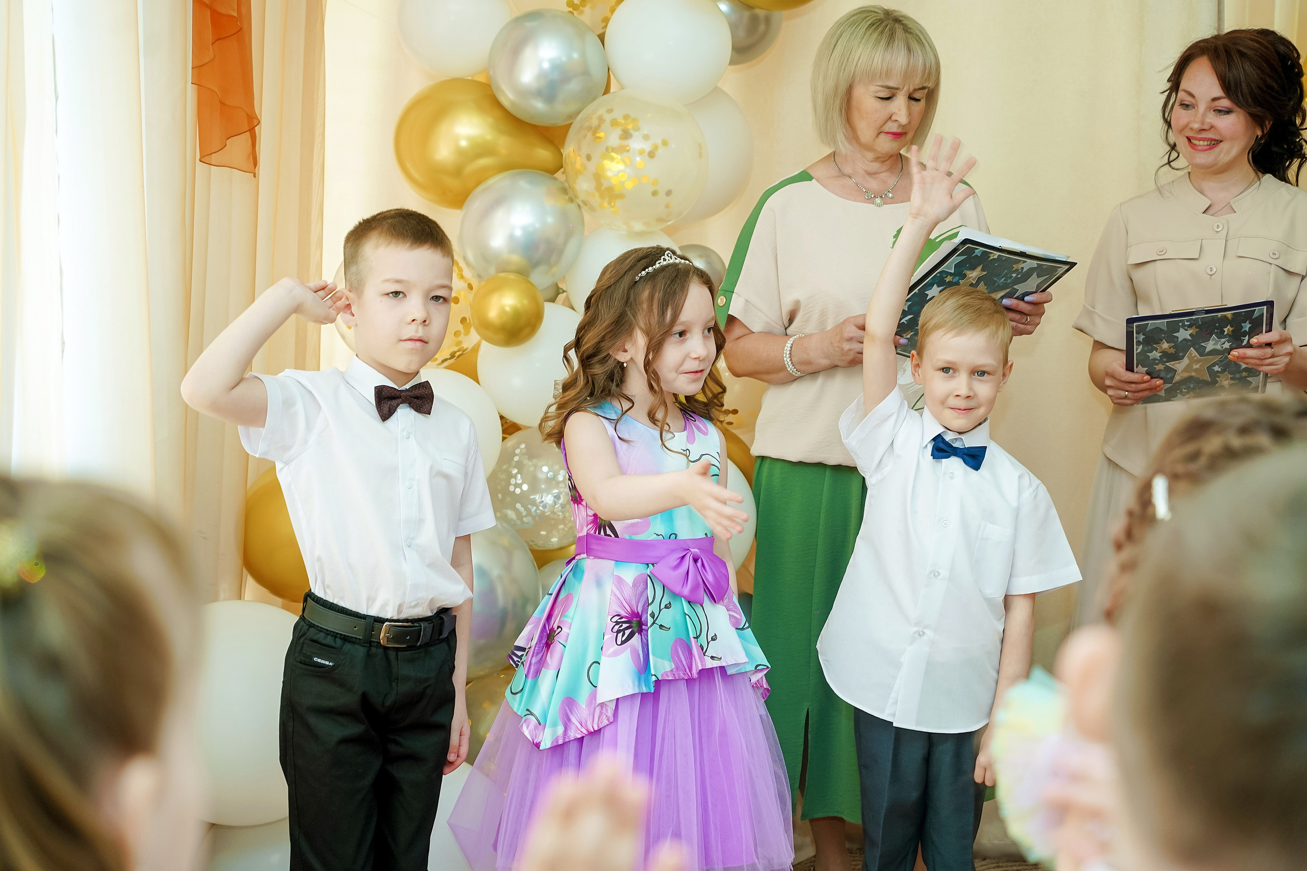 Фотосъемка видеосъёмка фотограф видеооператор новогодних утренников  в. Фотограф, видеооператор Нина Коршунова