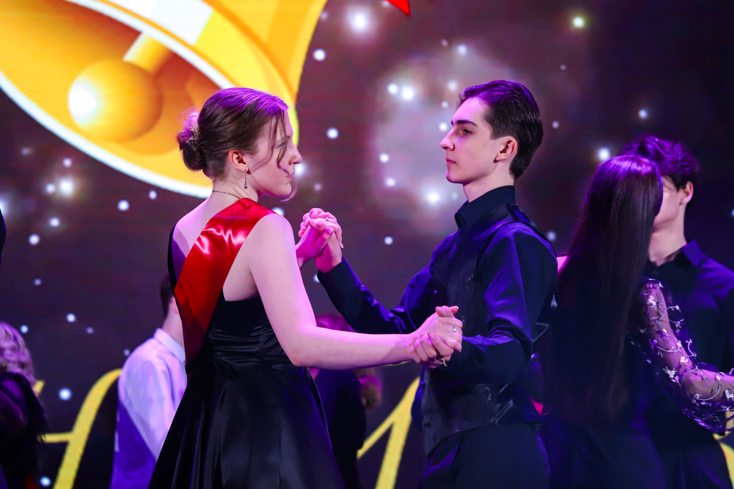 Последние звонки в школе. K-pop (и не только) фотограф в Москве Светлана Полякова