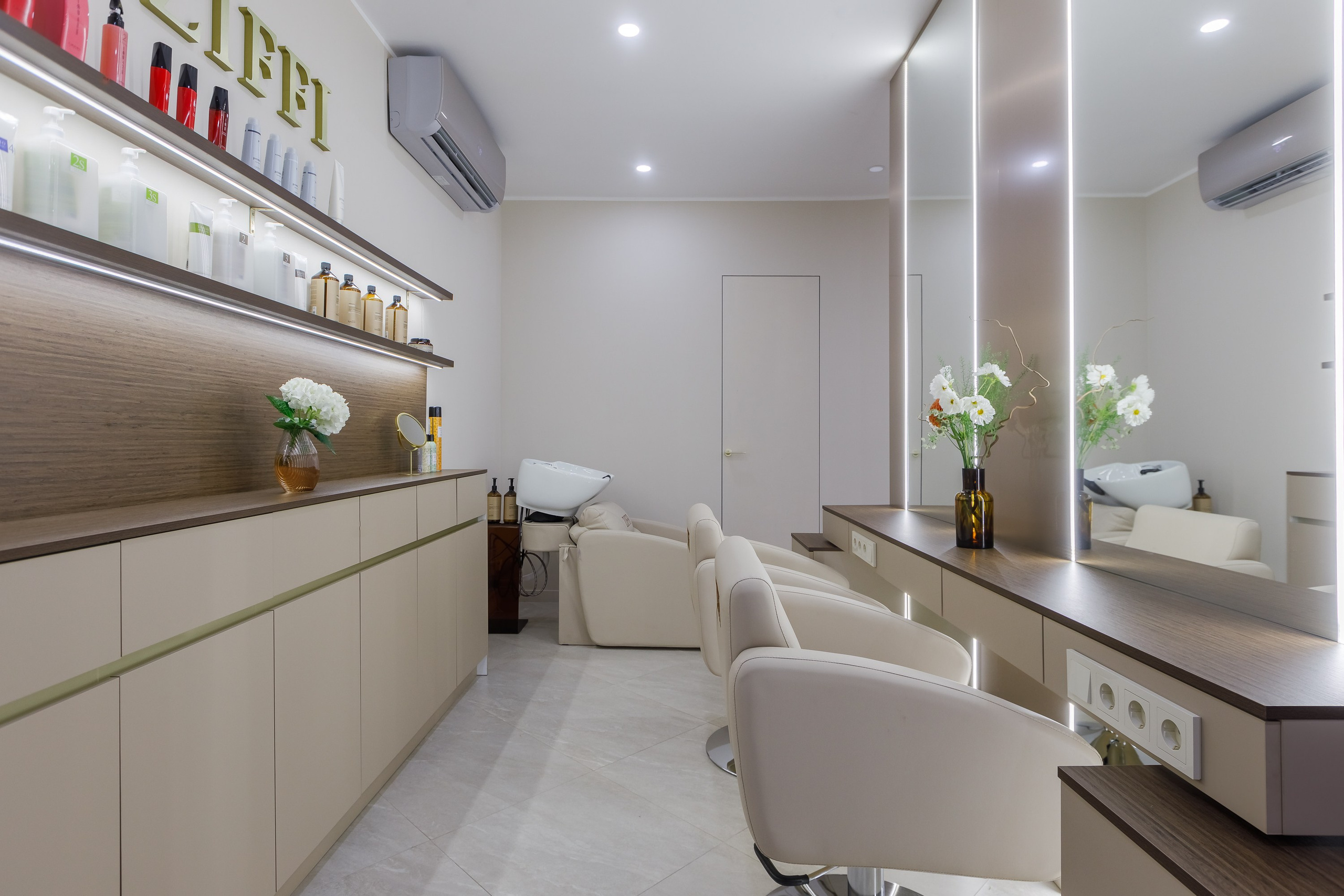 Интерьерная съемка салона красоты. Интерьерный фотограф в Москве Роман Потапов